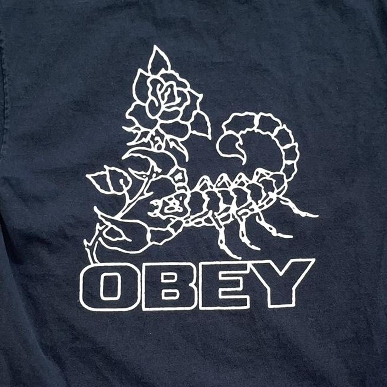 Obey Men's Black and White T-shirt (4)