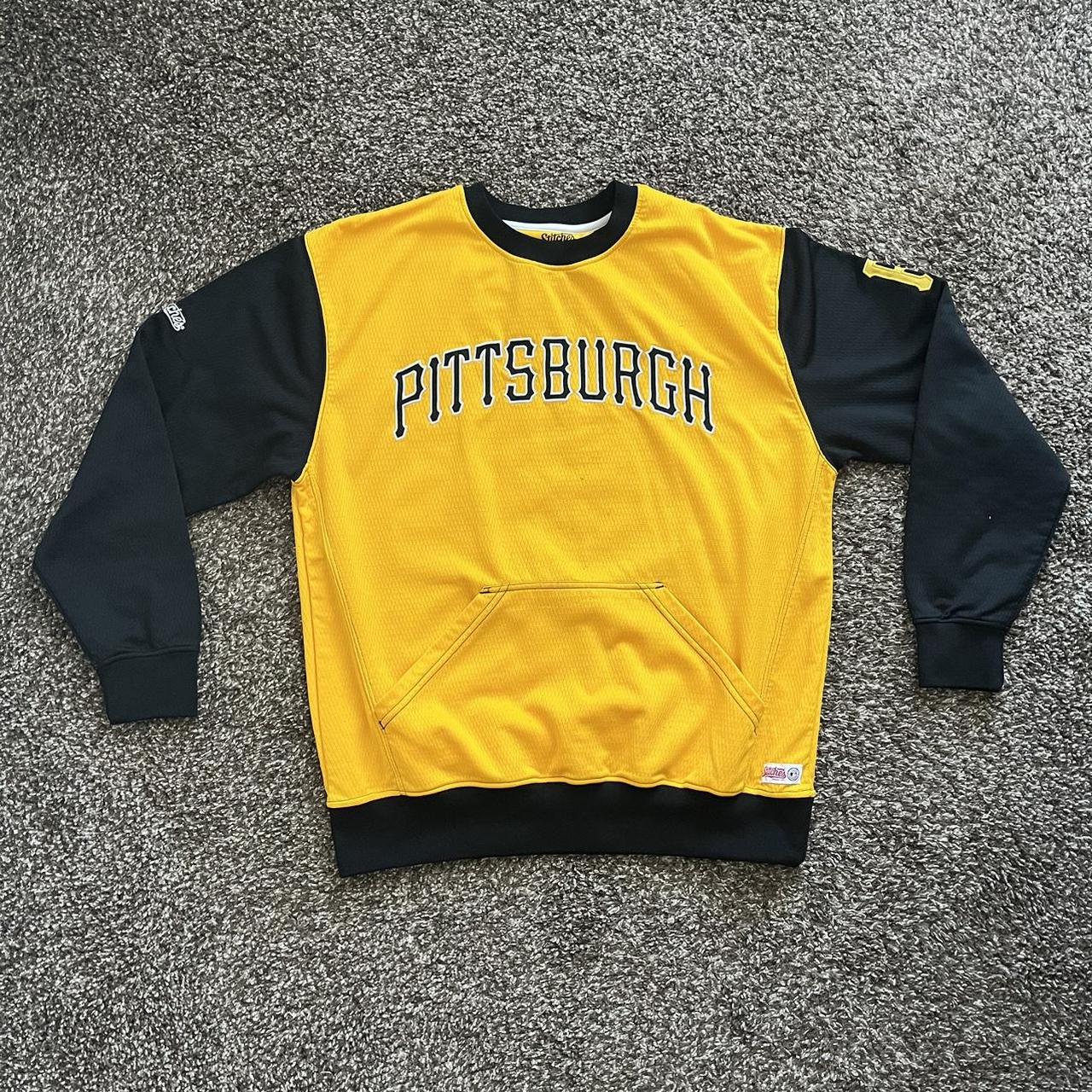 Mitchell & Ness Men's Black and Yellow Sweatshirt | Depop