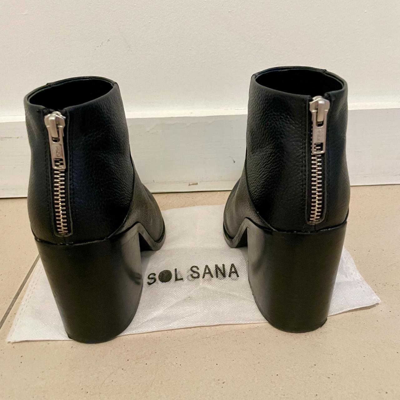 sol sana leo boots