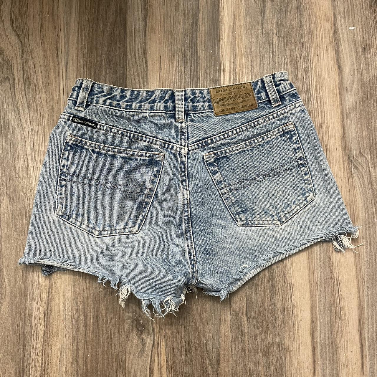 union bay denim shorts size 3 fits 2425in waist... Depop