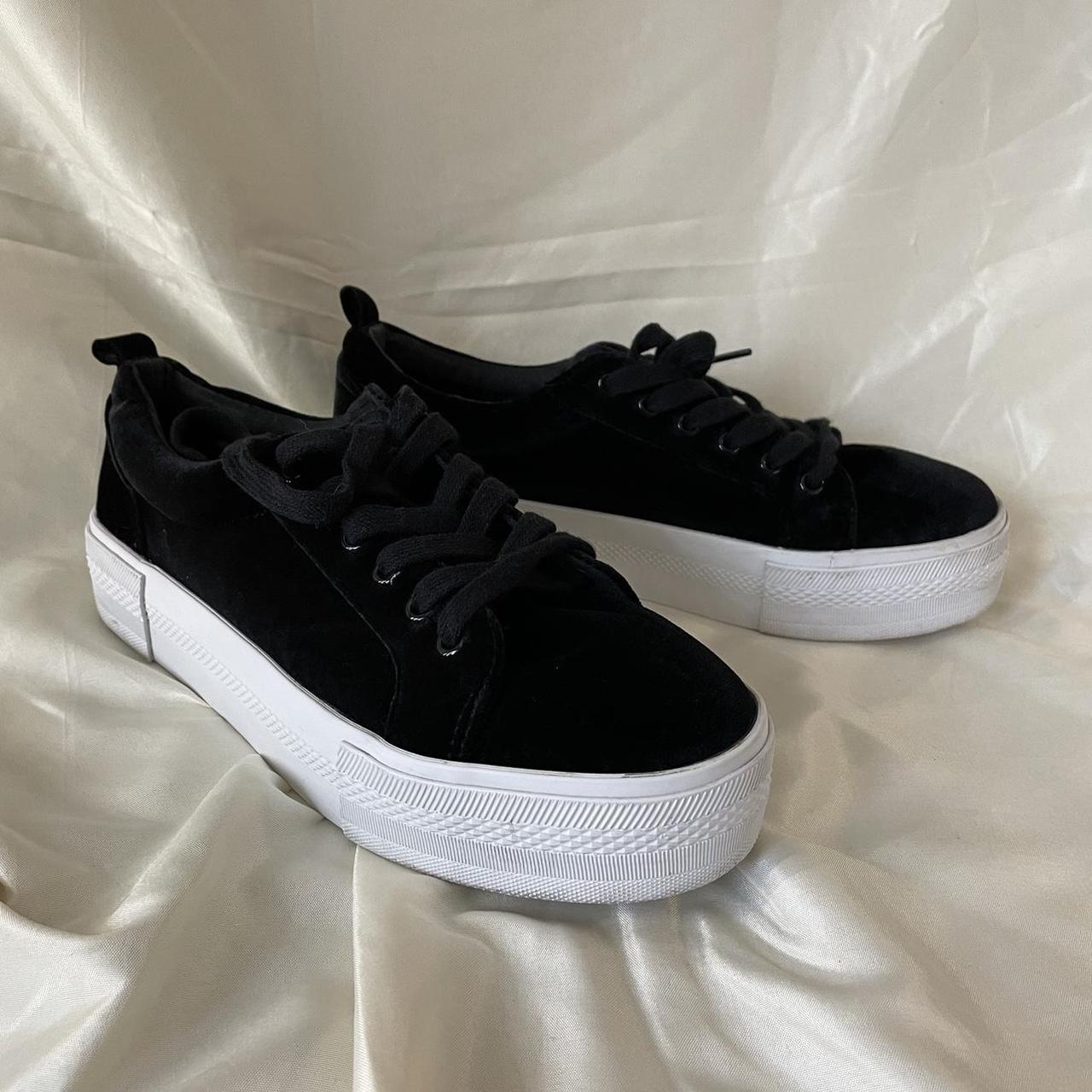 H&m black hot sale platform sneakers