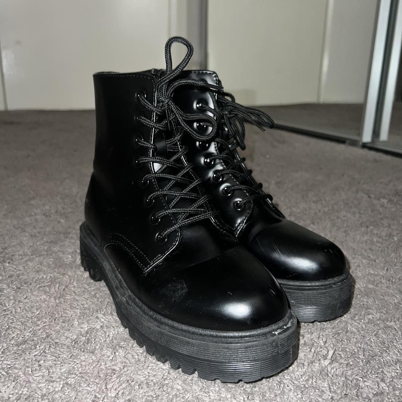 qupid combat boots