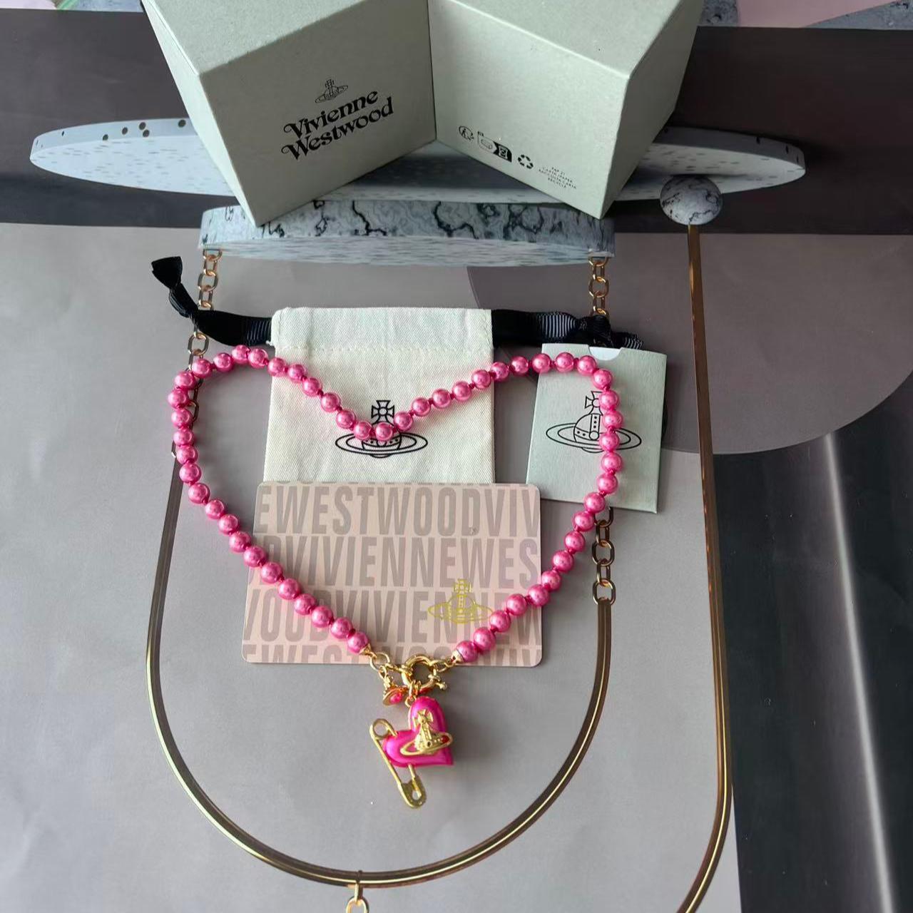 item listed by rileyemma99
