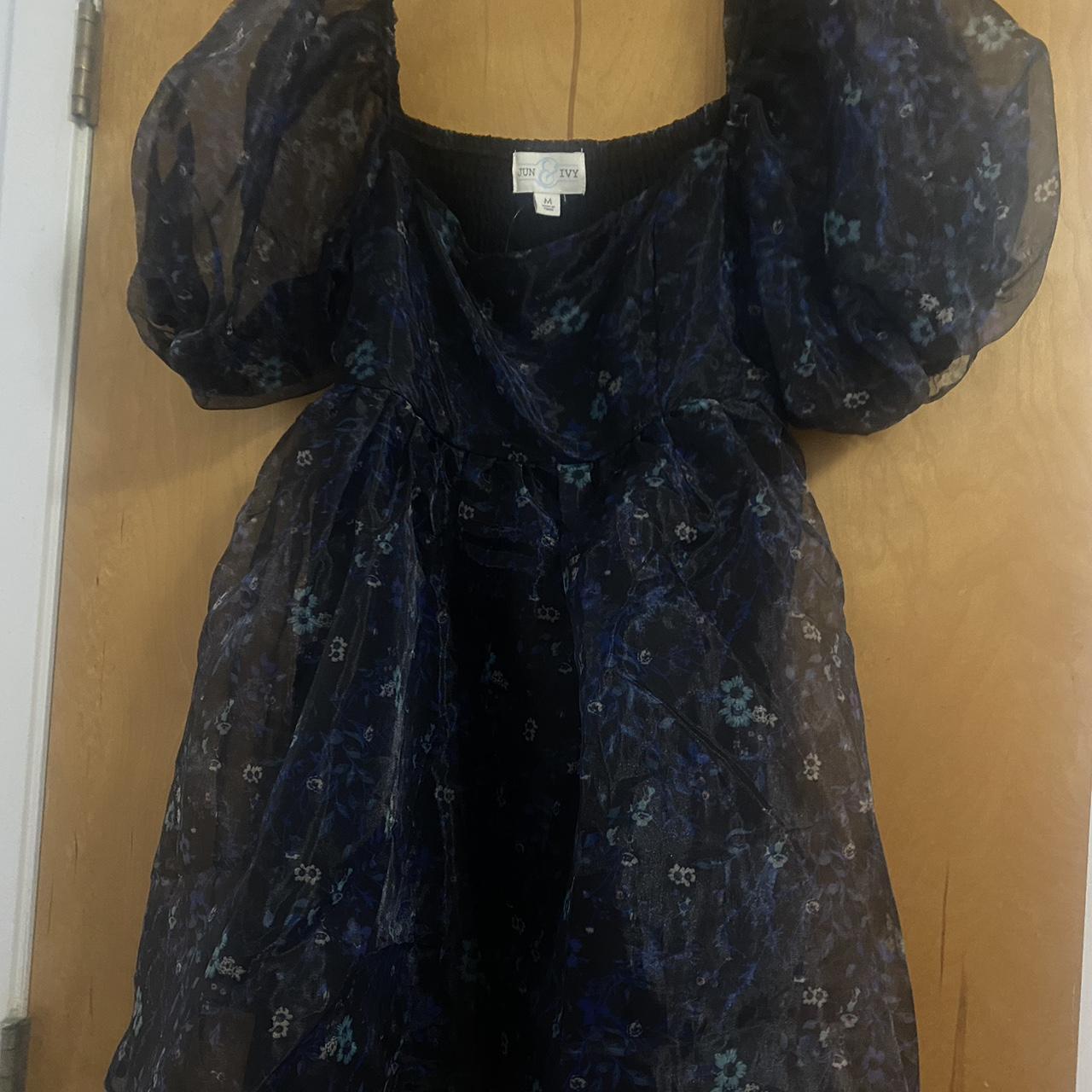 Navy blue floral Francesca’s dress brand new with... - Depop