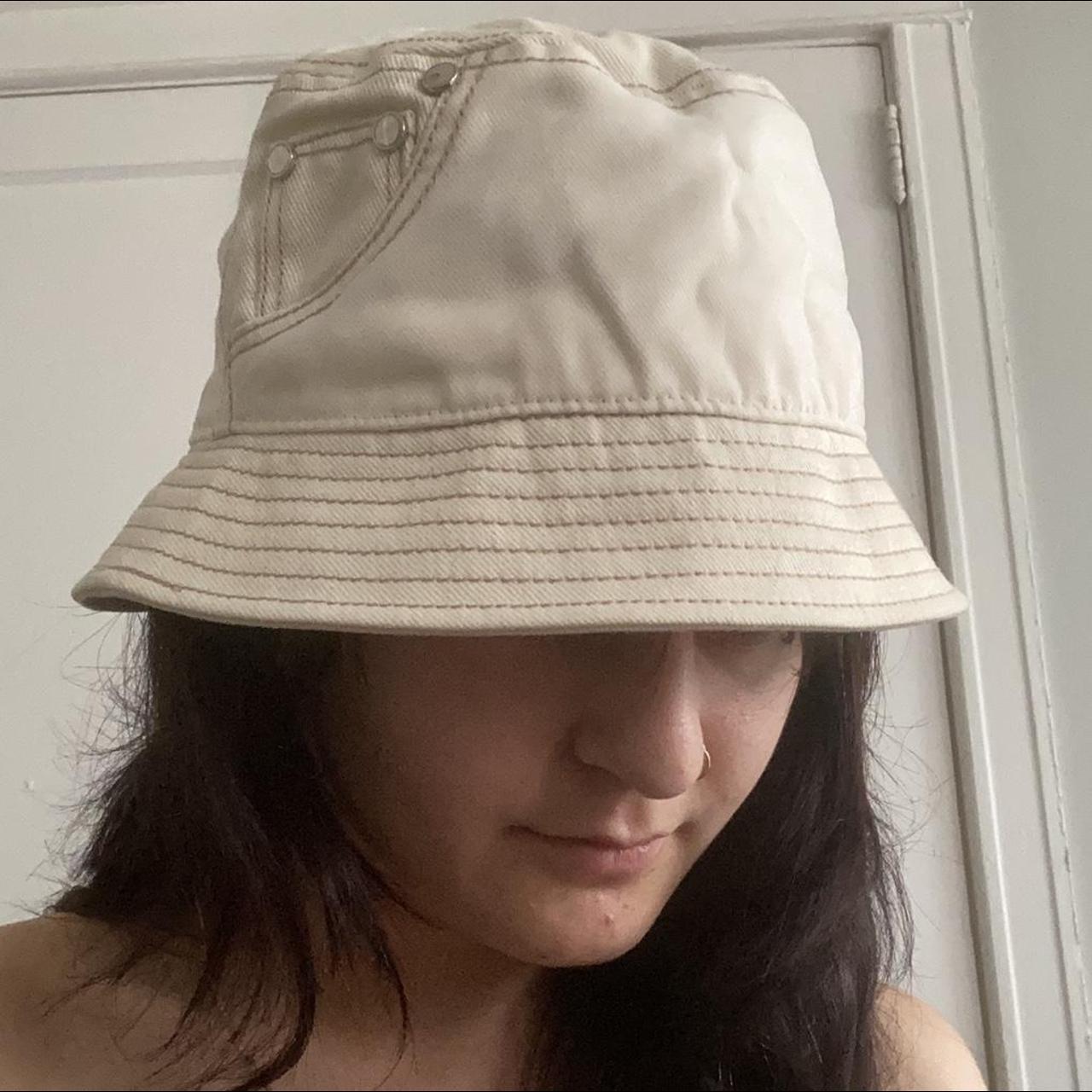 Manière de voir bucket hat White/cream cotton cloth... - Depop