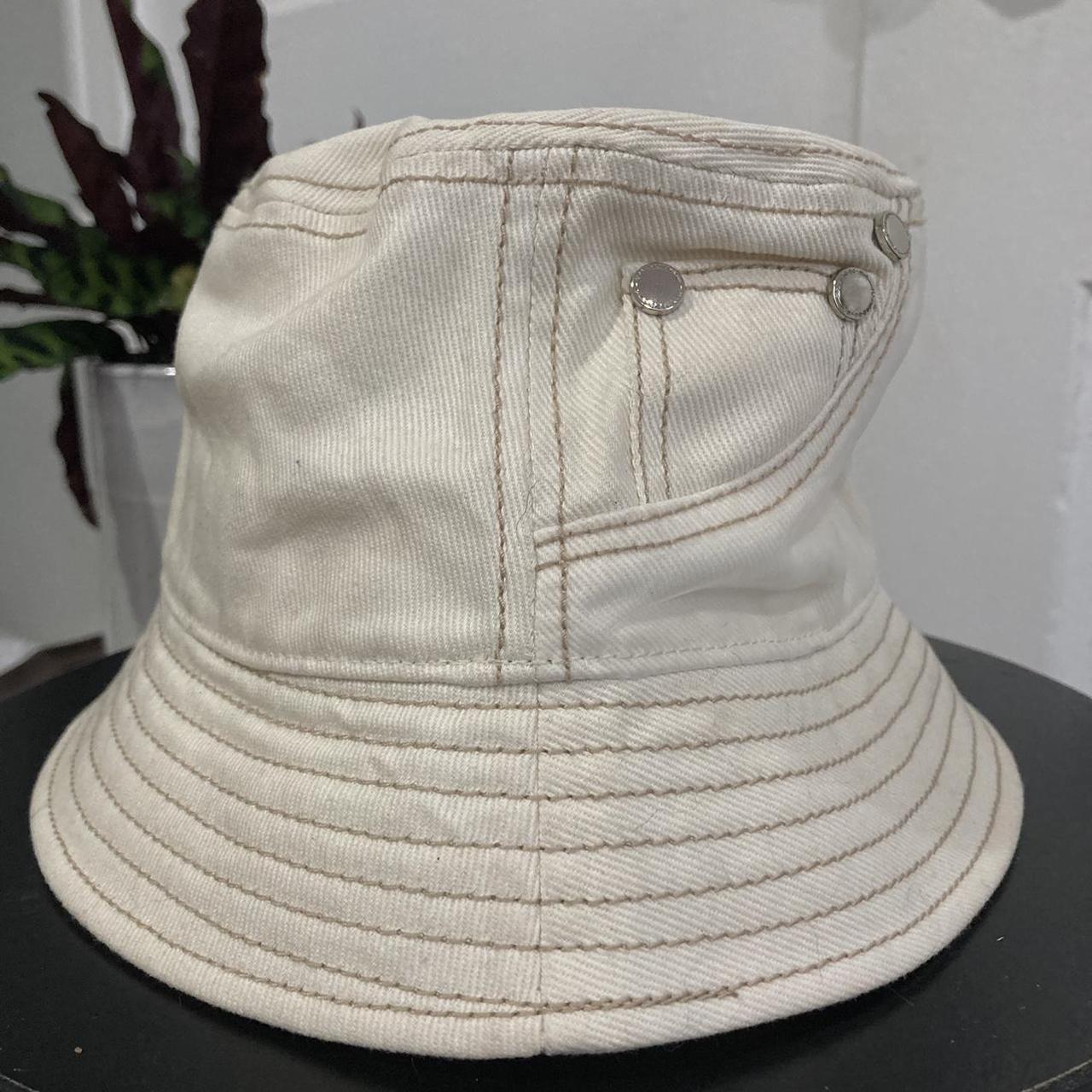 Manière de voir bucket hat White/cream cotton cloth... - Depop