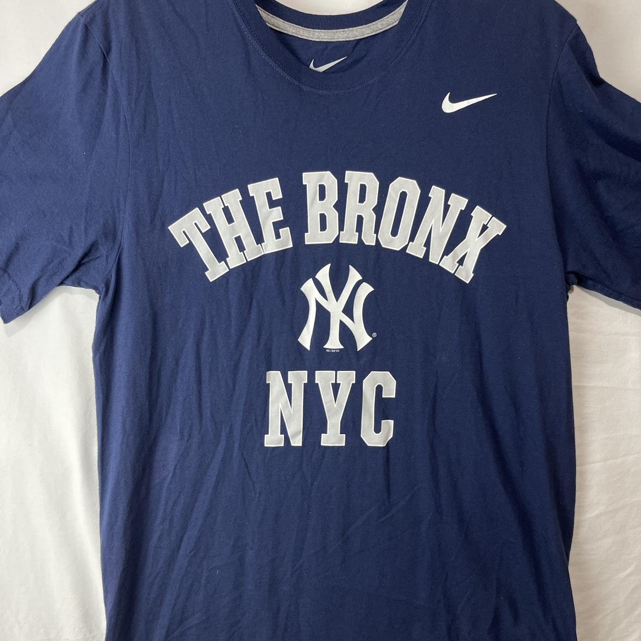 Nike New York Yankees polo Navy with Yankees - Depop