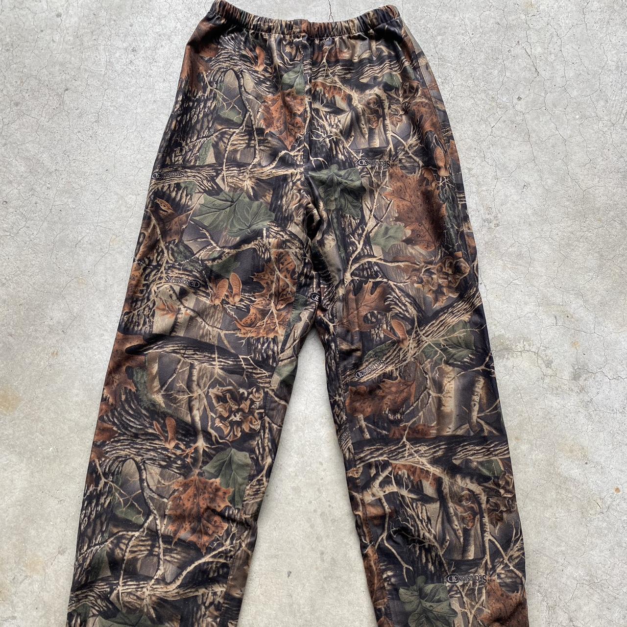 Real tree camo pants Youth XL, fit a men's... - Depop