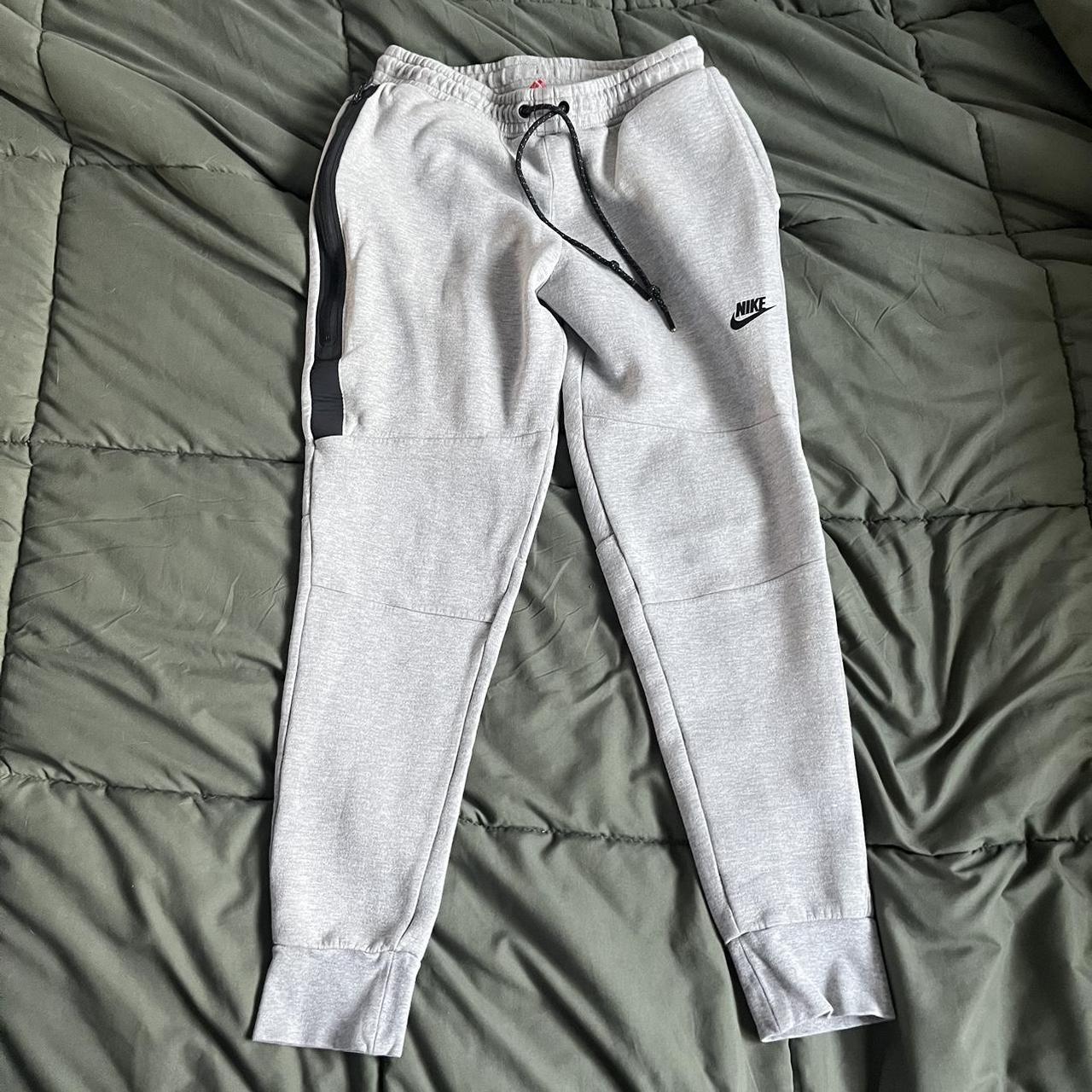 nike tech fleece pants medium tall
