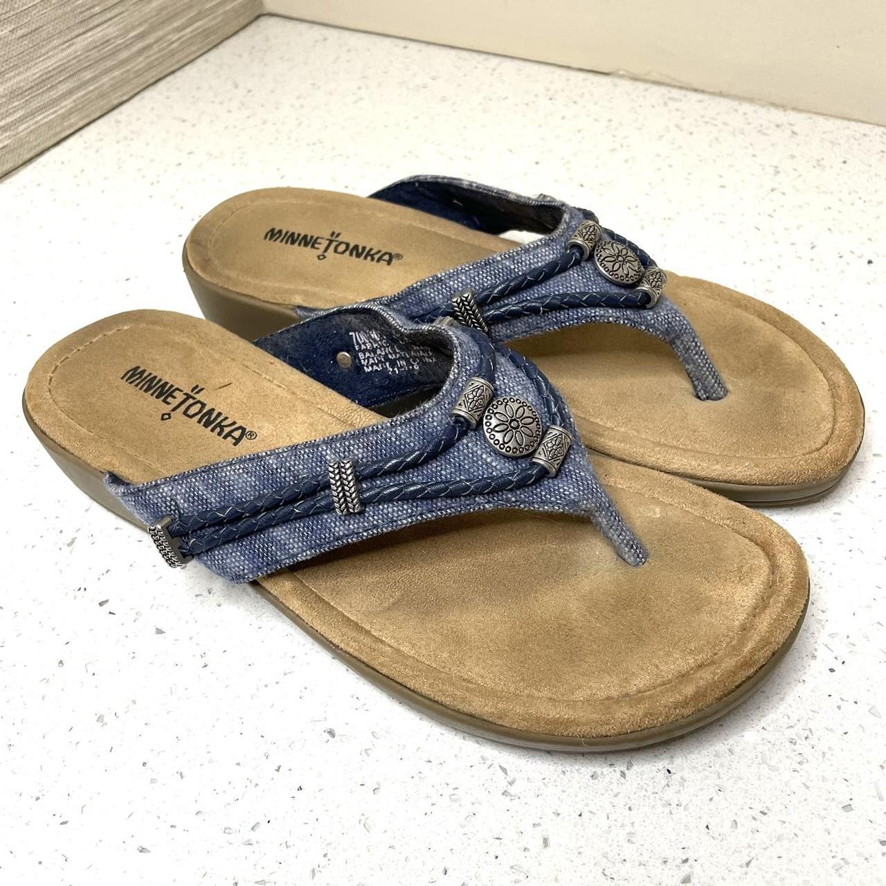 minnetonka silvie slingback