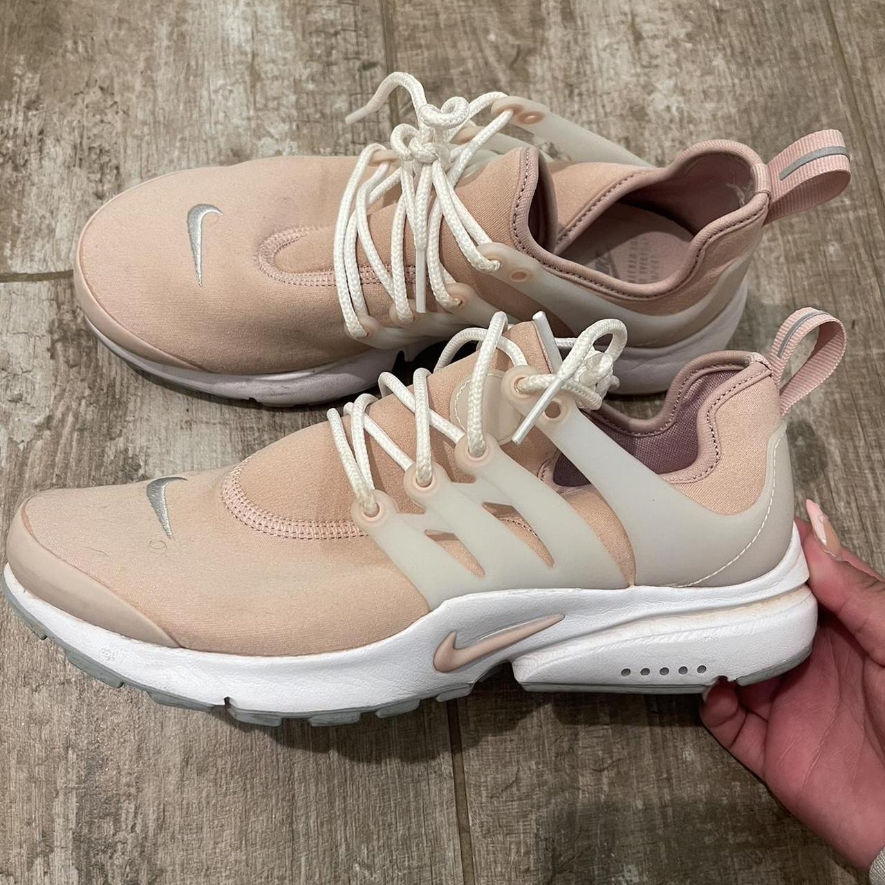 womens pink prestos
