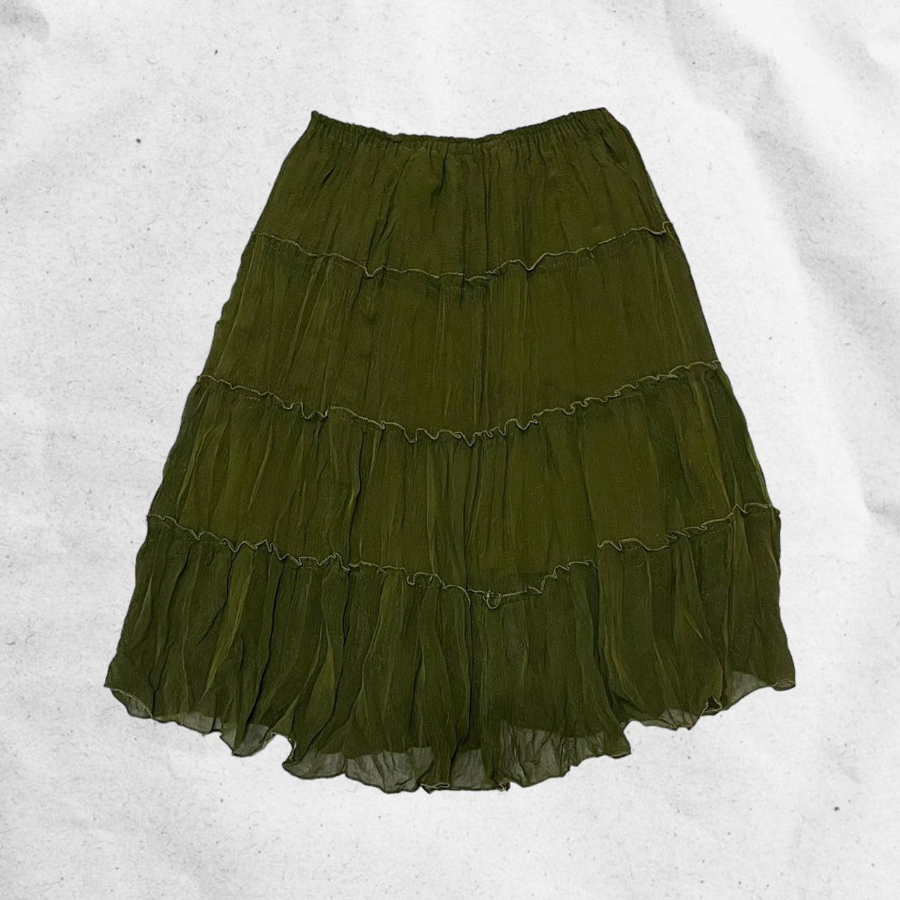 vintage green midi skirt 𓍊𓋼 adorable olive green... - Depop