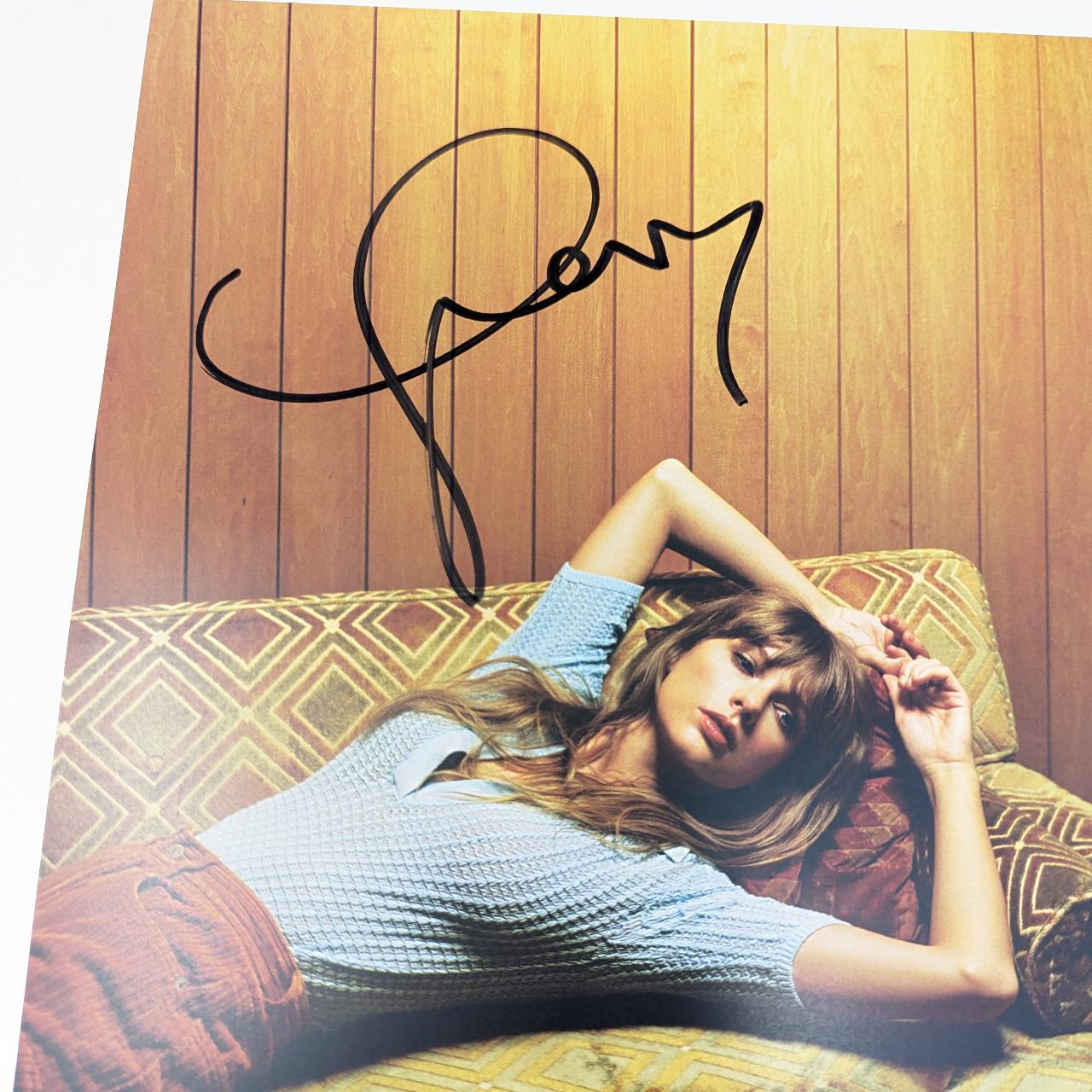 Taylor Swift Midnights store Vinyl SIGNED COPY (Moonstone Blue + Autograph)