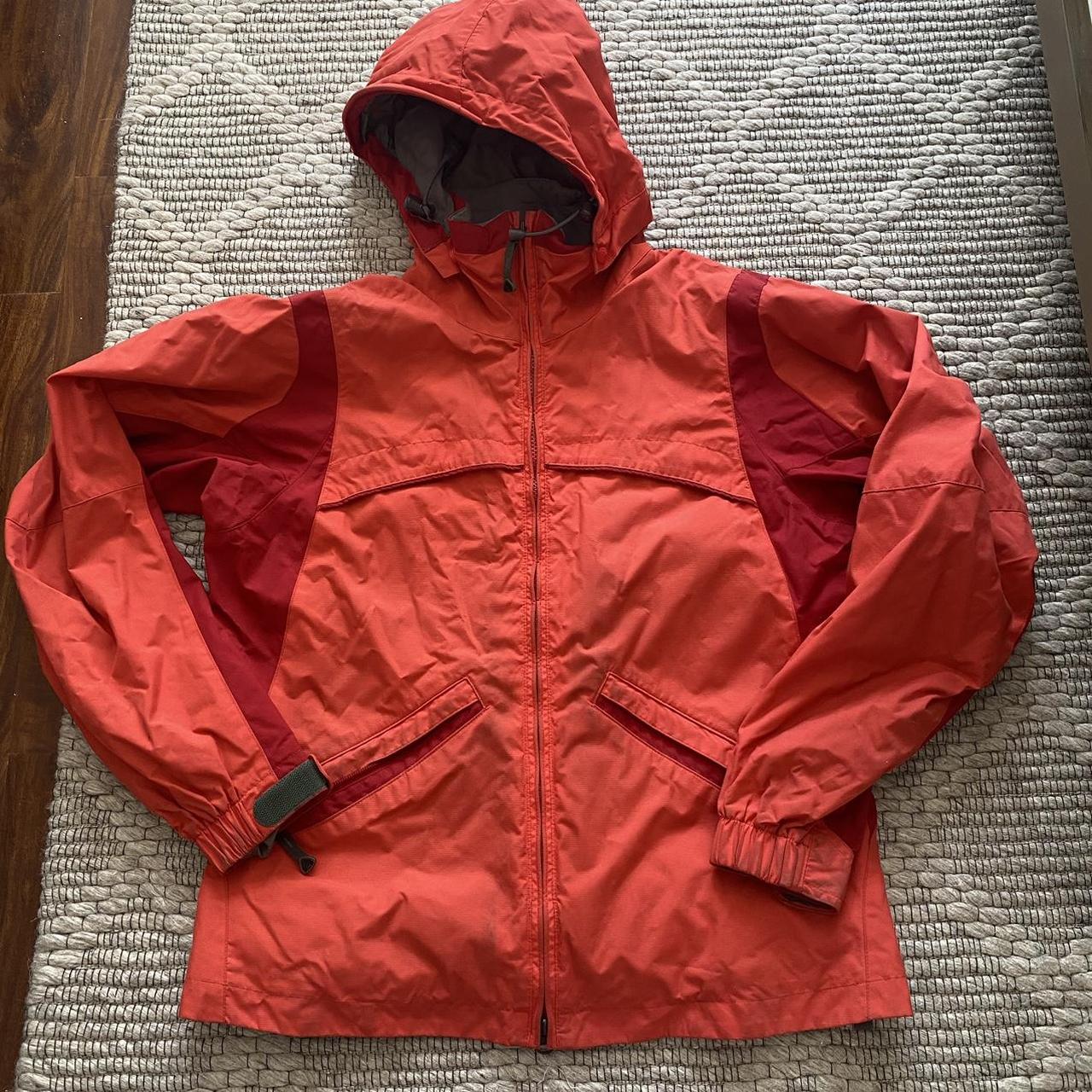 Nike ACG Women's Red and Orange Coat | Depop