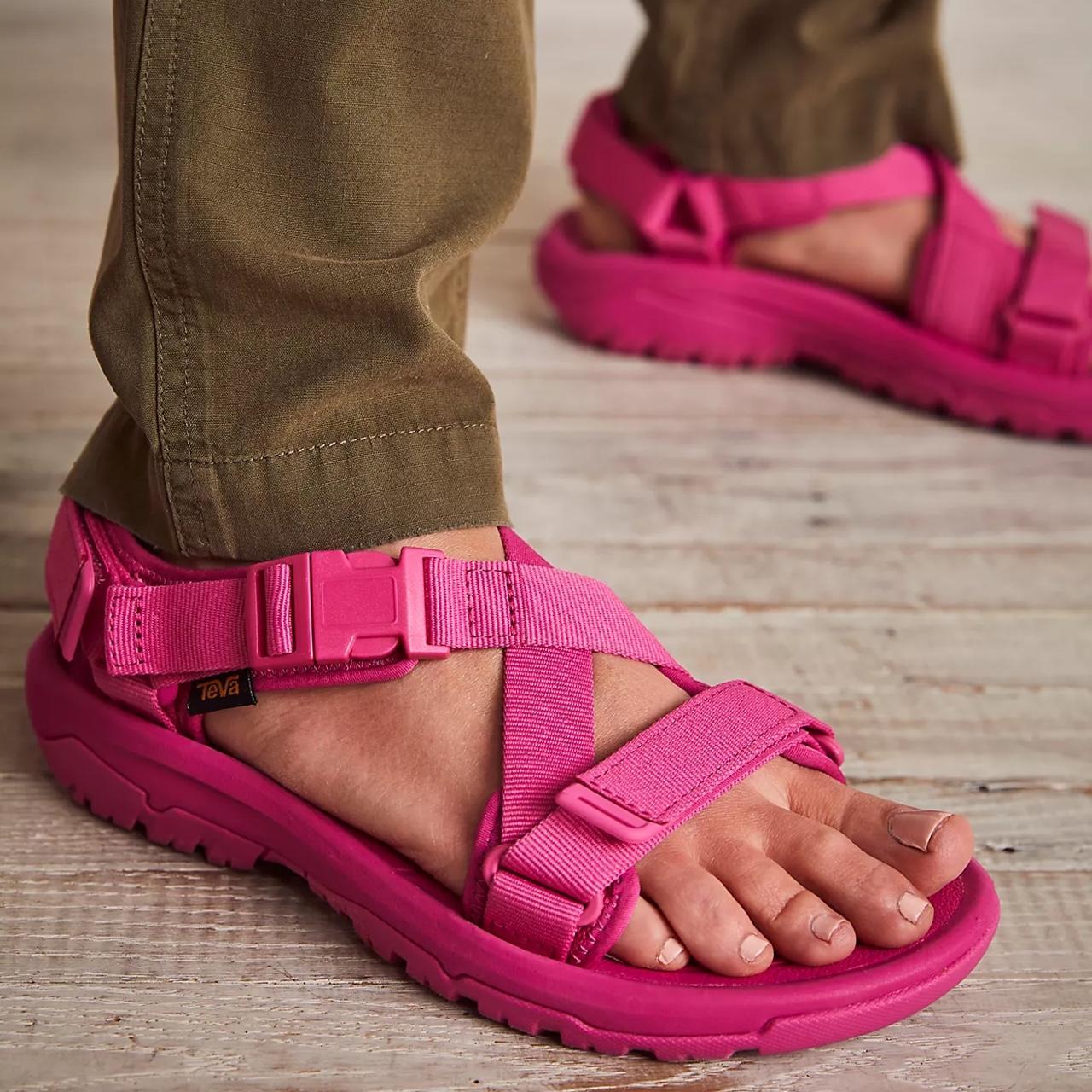 Teva's recycling service gives new life to used sandals | YnFx
