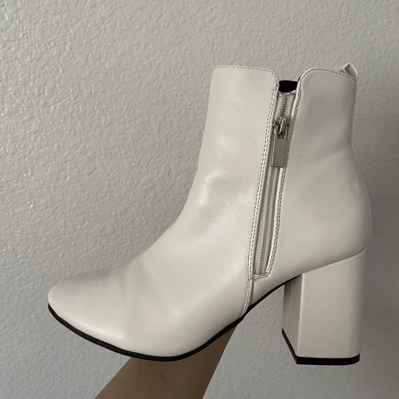 Women's White Boots Depop
