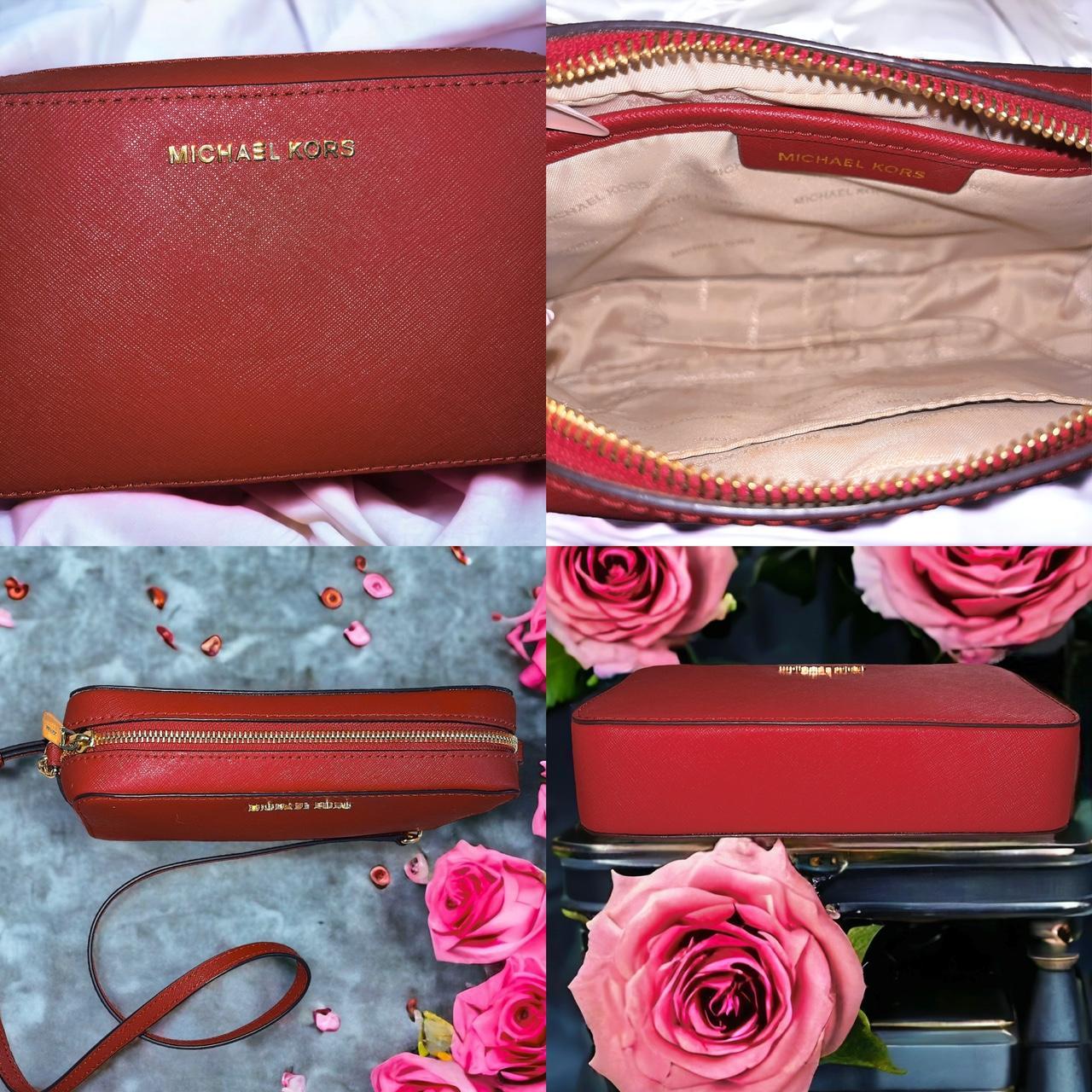 Michael Kors Handbag Red Leather ref.26657 - Joli Closet