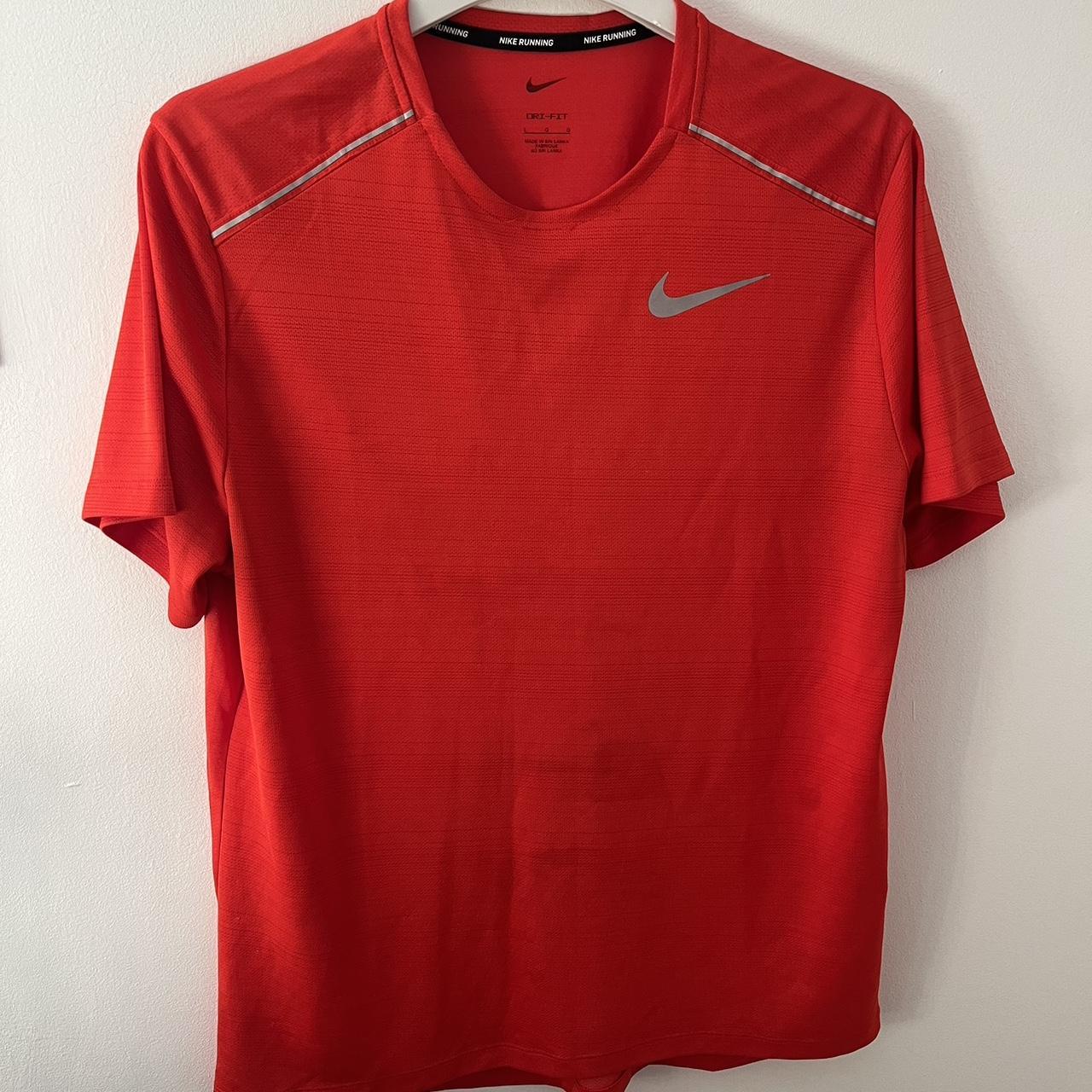 Men’s Nike running top Size L Great condition... - Depop