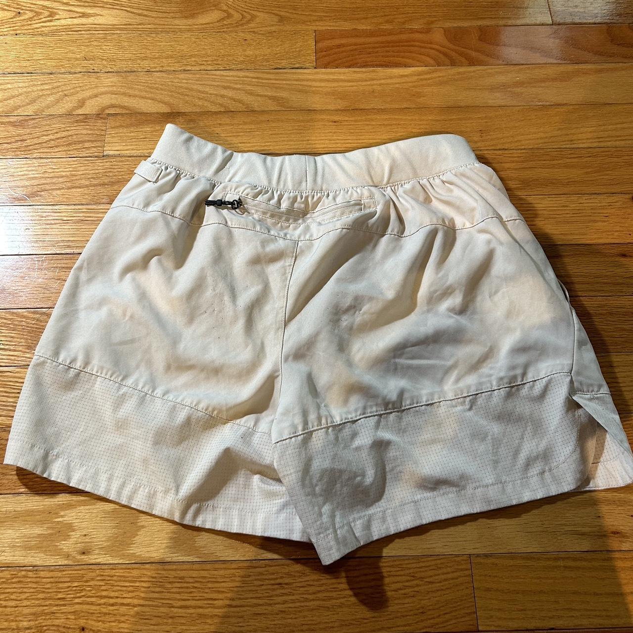 Old Navy Men's Cream and White Shorts Depop
