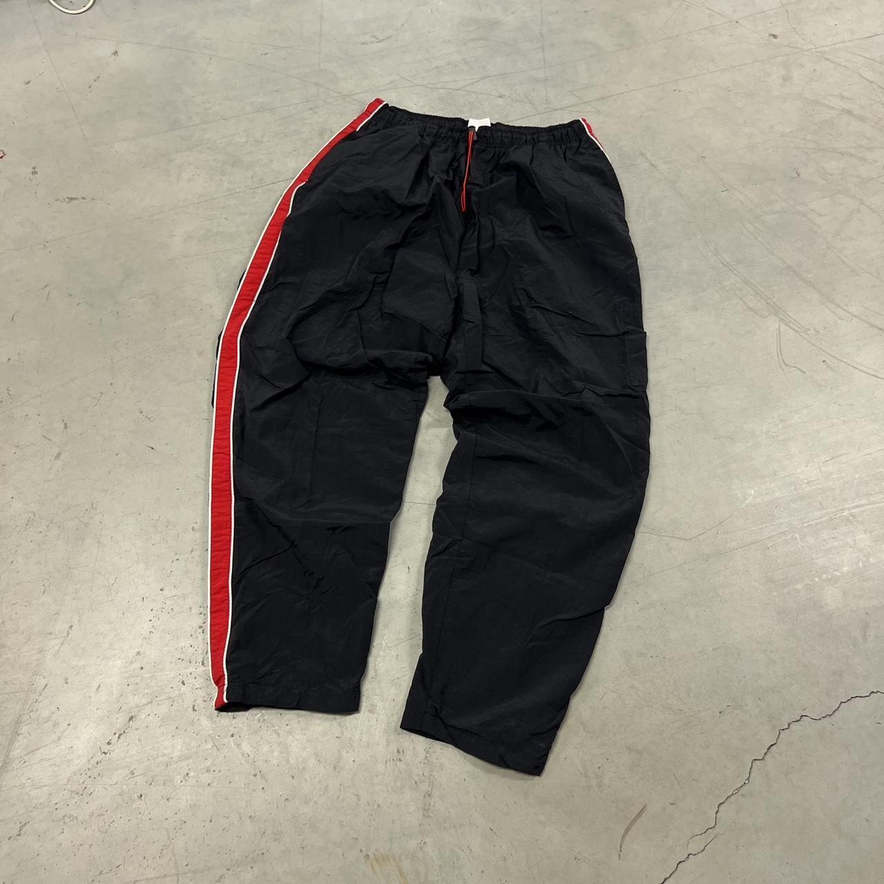 Nike Men's Black and Red Trousers | Depop