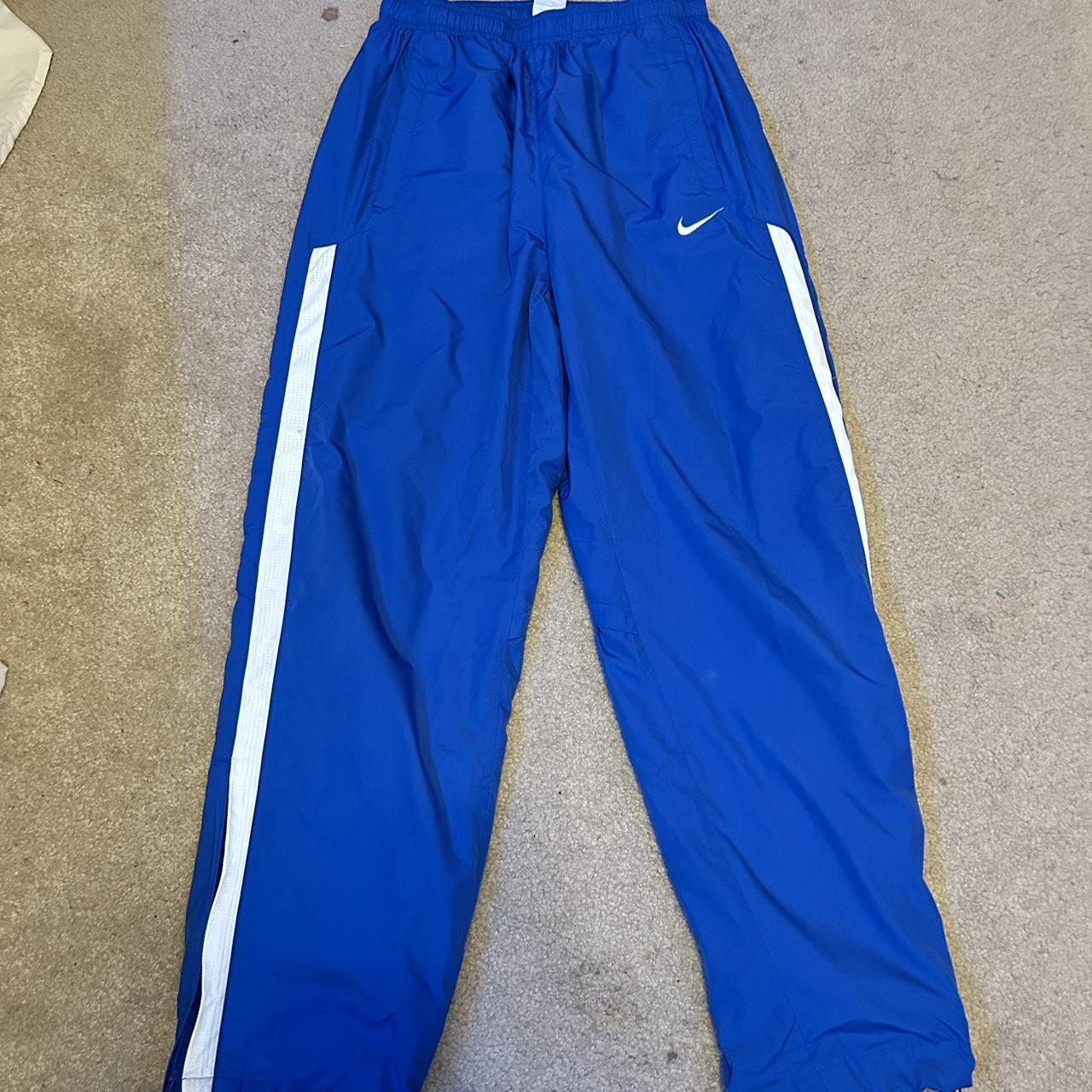 y2k-baggy-nike-sweat-pants-size-medium-adjustable-depop