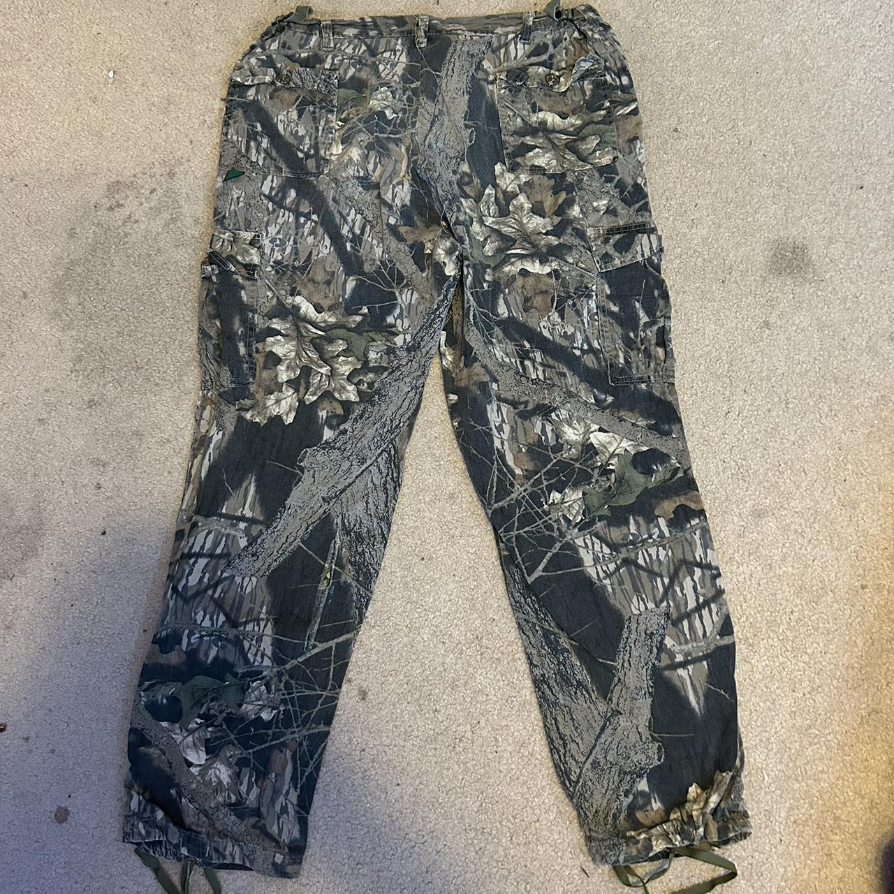 Vintage 90s baggy Realtree camo cargo pants Made in... - Depop