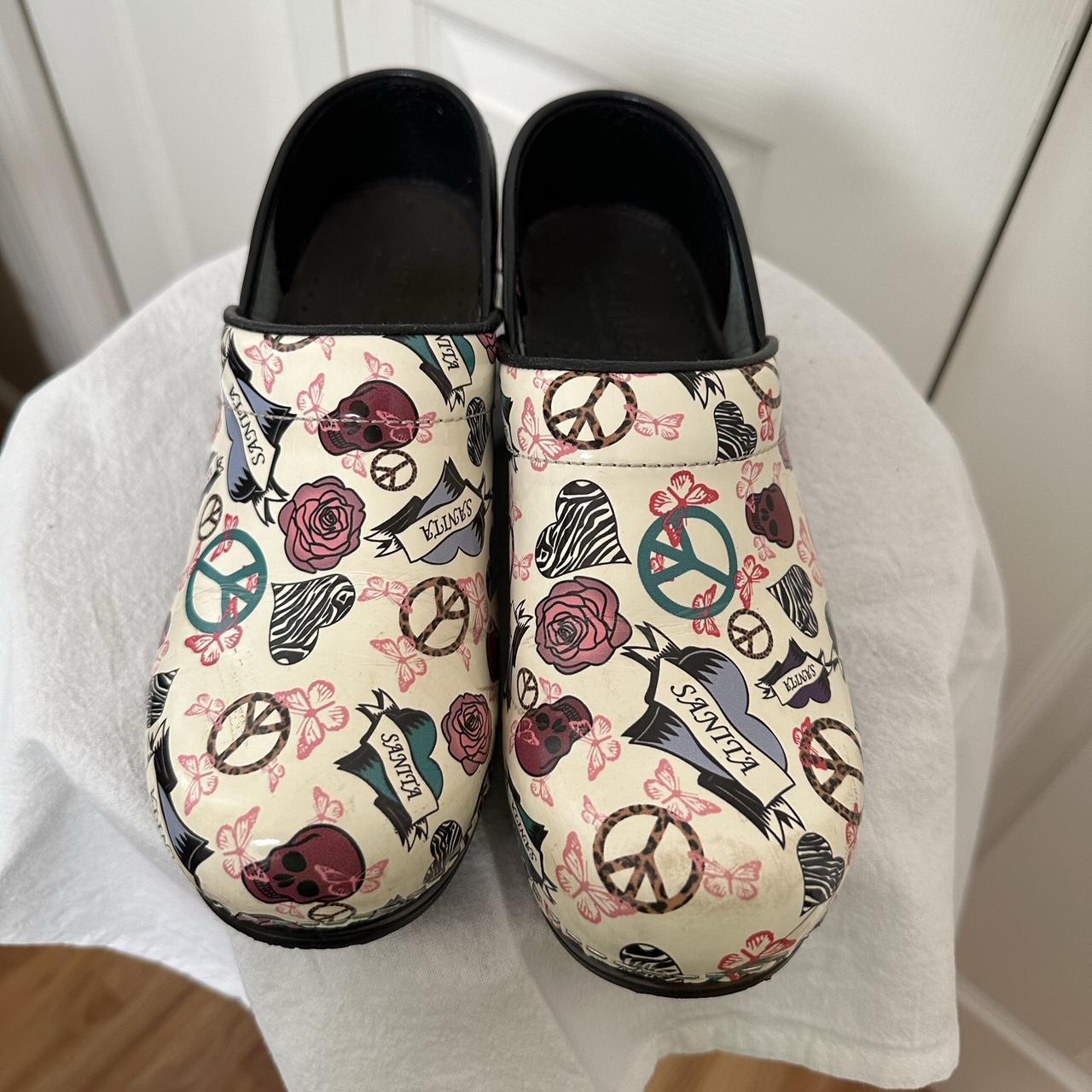 Sanita sugar hot sale skull clogs