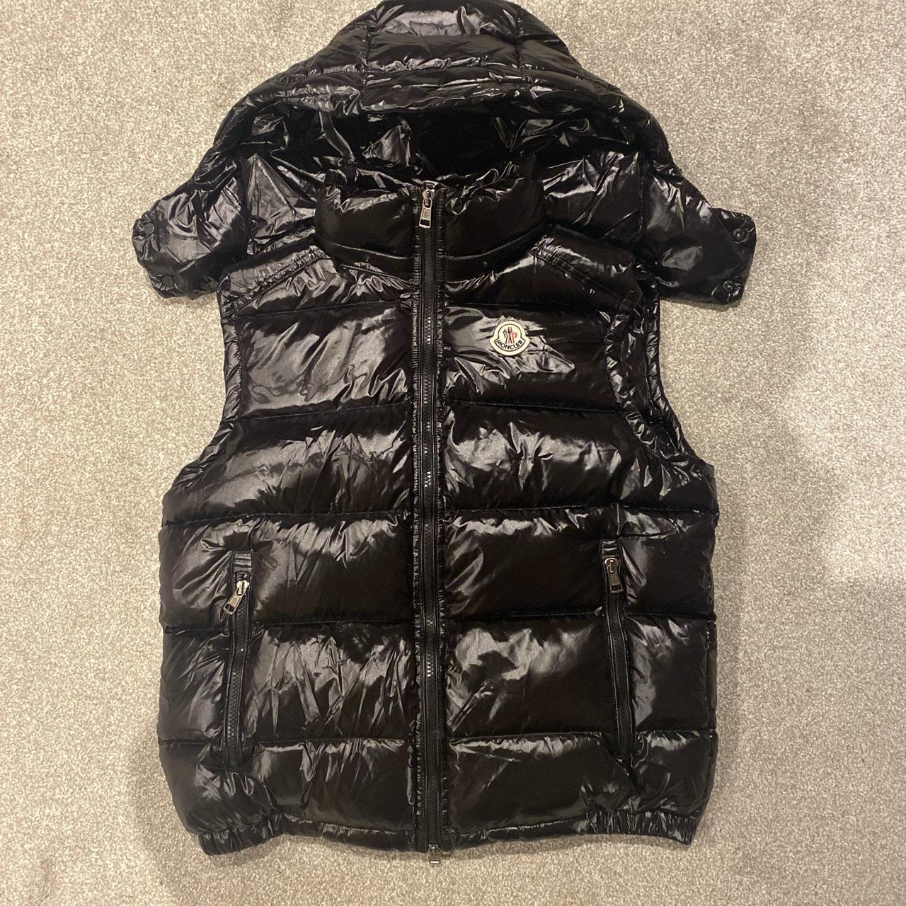 ️Moncler gilet ️Black ⚫️ ️Size small 📏 - NFC scan... - Depop