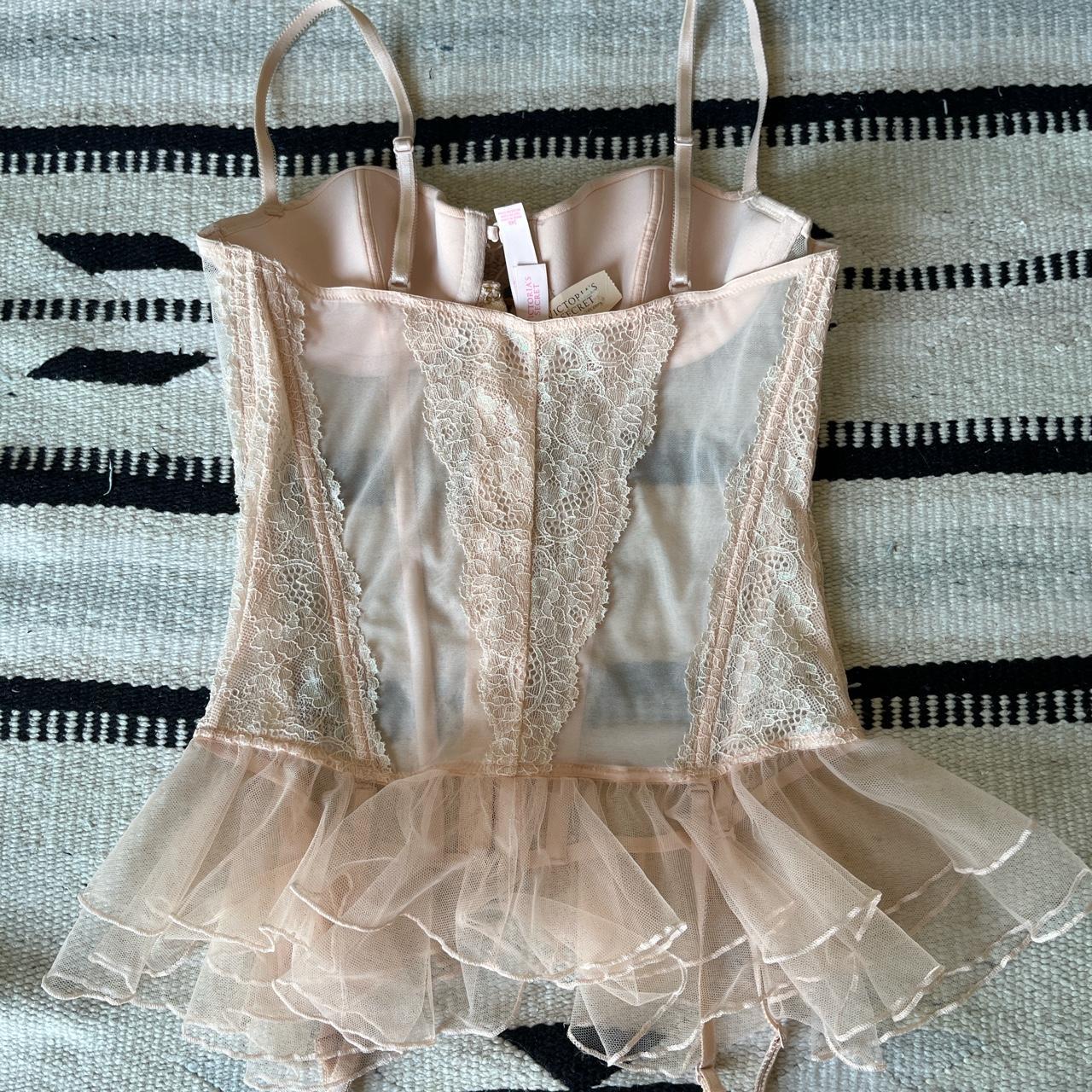 Deadstock Victoria’s Secret corset, NWT, 34B , Light