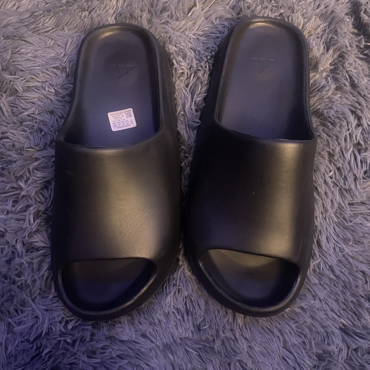 black slides size 11 mens fit like a 10 worn a bit... - Depop