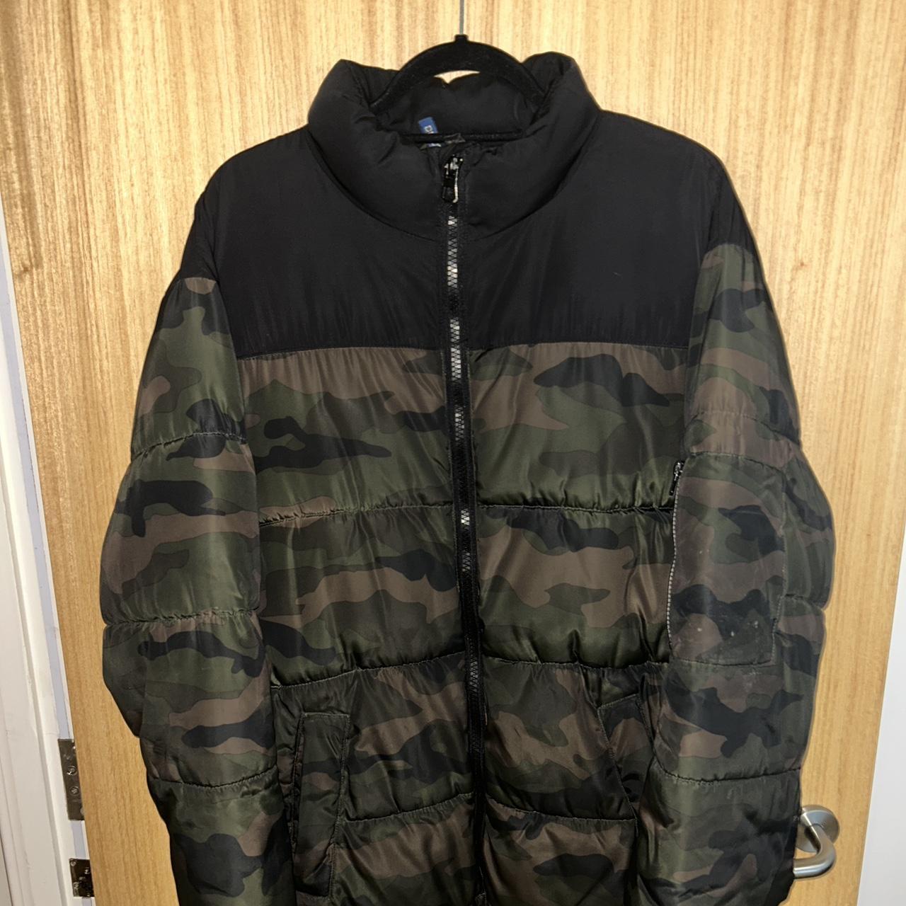 H&m camo puffer jacket hotsell