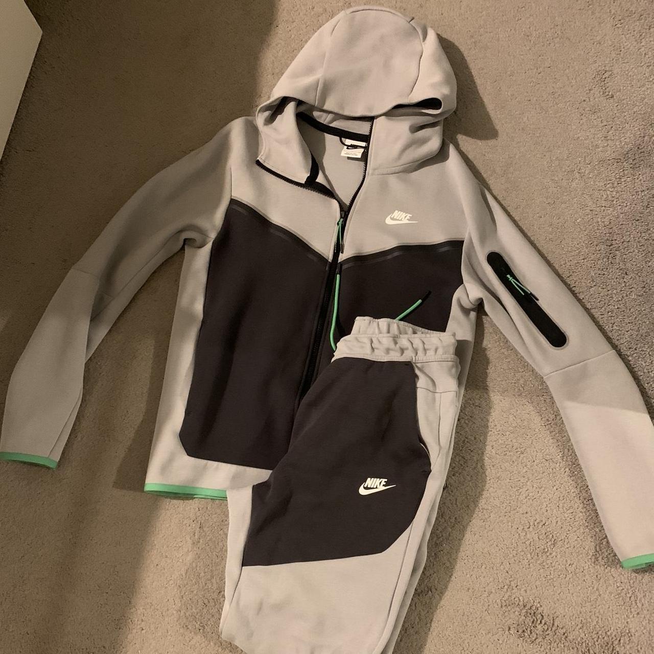 Nike Tech Fleece Old Season Grey And Green Pretty Depop 7609