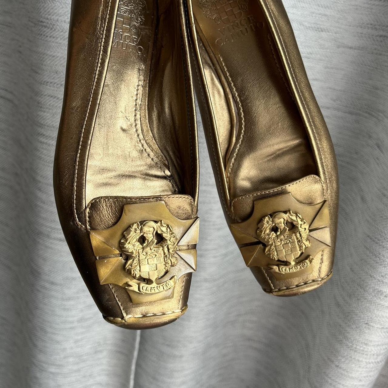 Vince camuto gold on sale flats