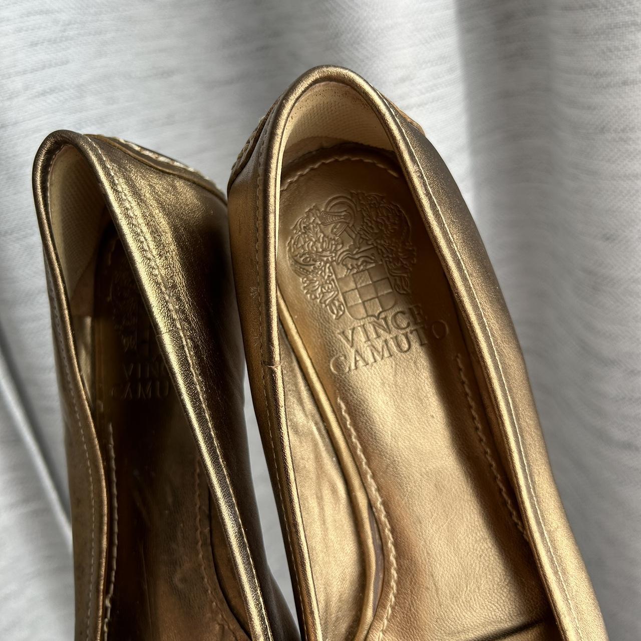 Vince camuto clearance gold shoes