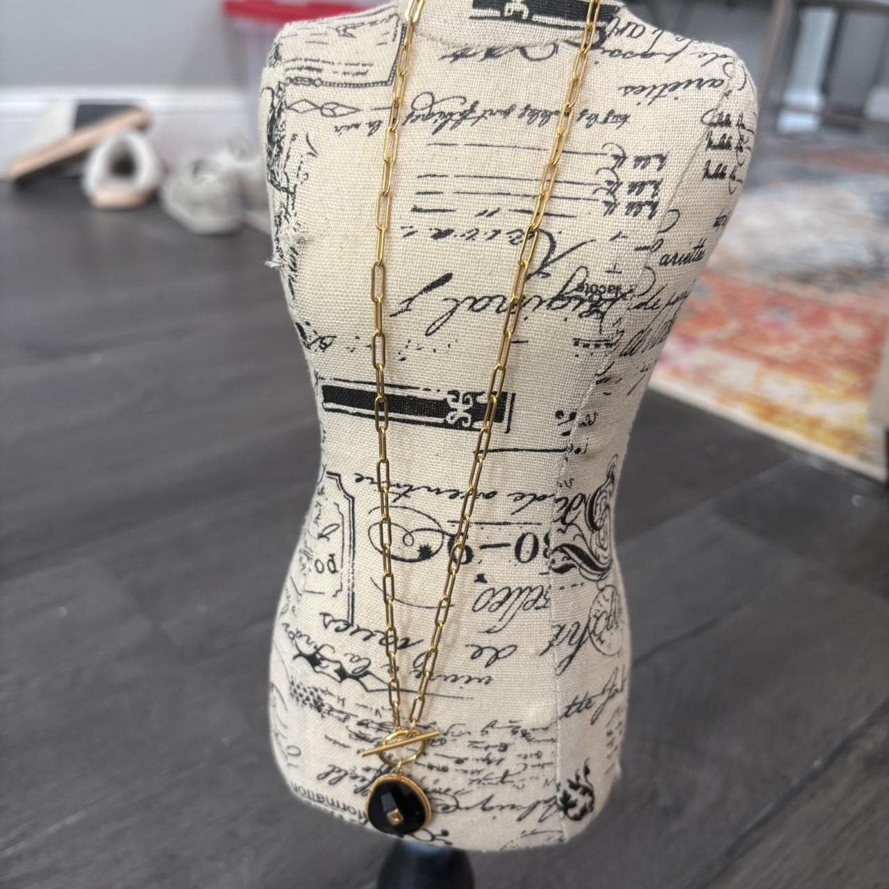 item listed by logansclosetxx