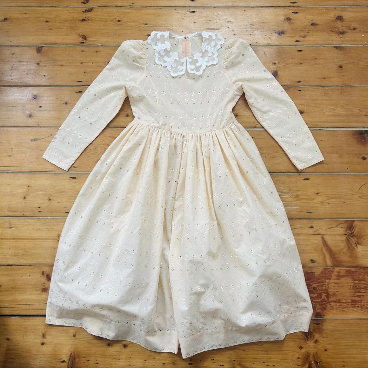 item listed by graceff