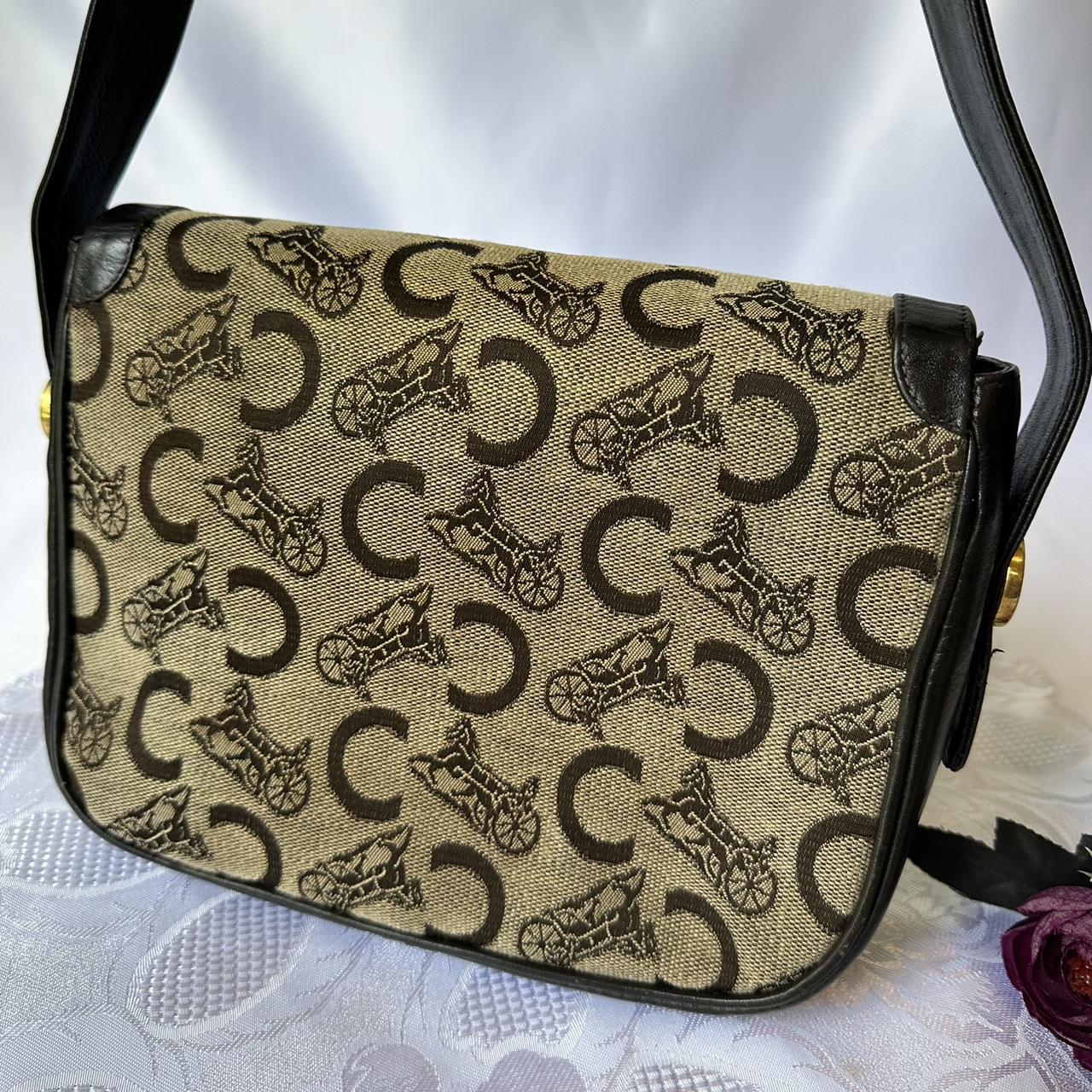 Authentic vintage celine horse carriage c shoulder | Depop