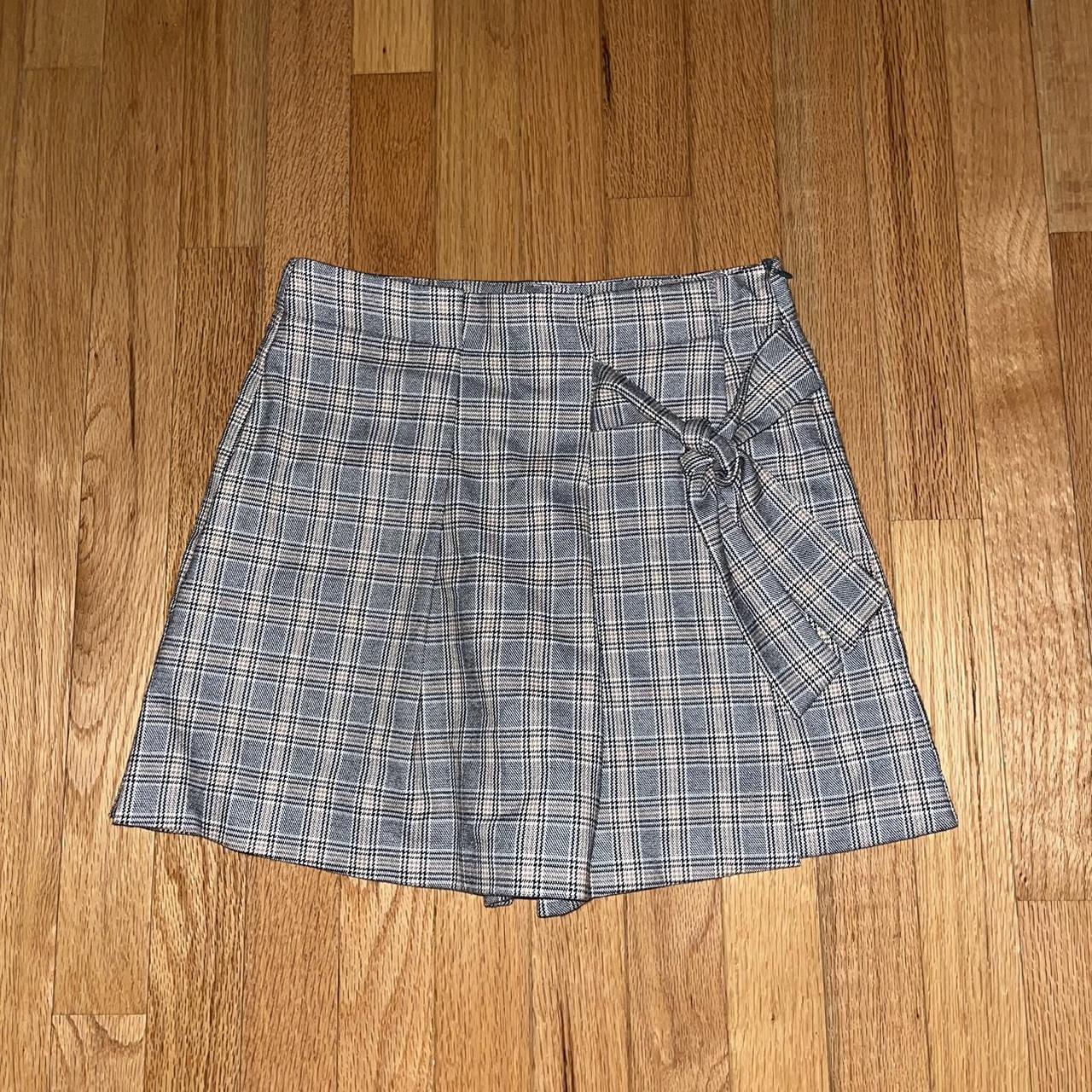 Zara kids plaid skort! 💓size: kids 13-14 NEVER WORN - Depop