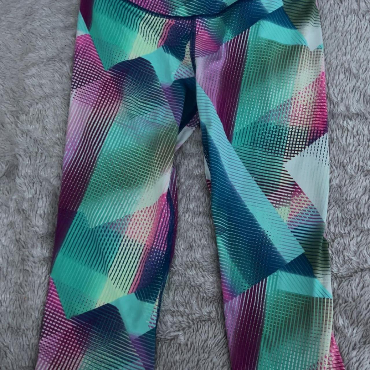 VSX sport leggings these are a cropped length - Depop