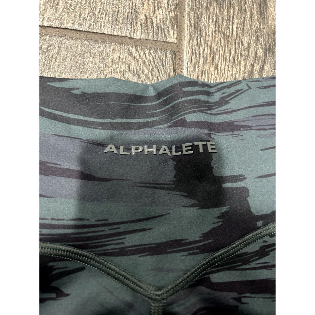 GENTLY USED ALPHALETE SUFRACE LEGGINGS COLOR... Depop