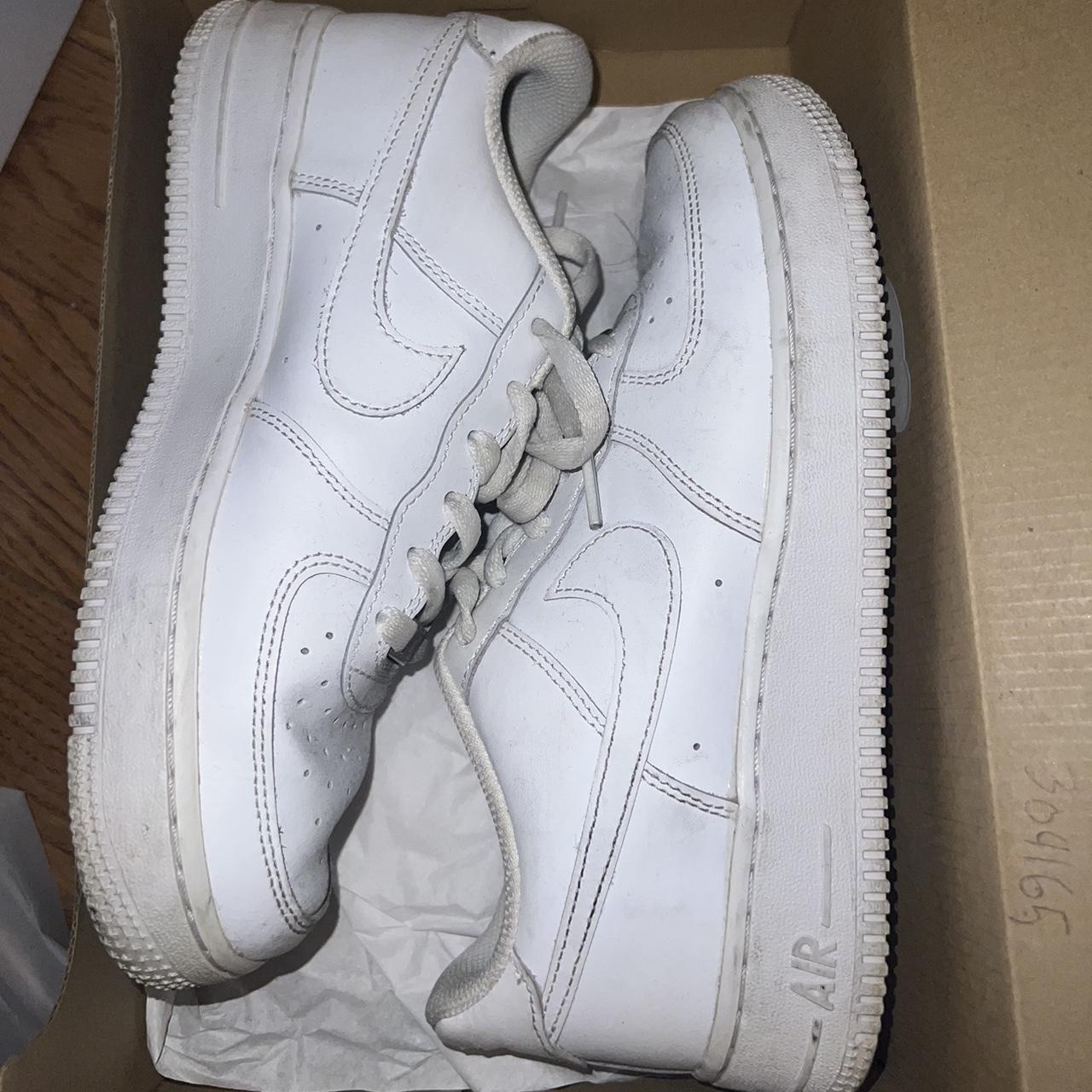 Nike Women's White Trainers | Depop