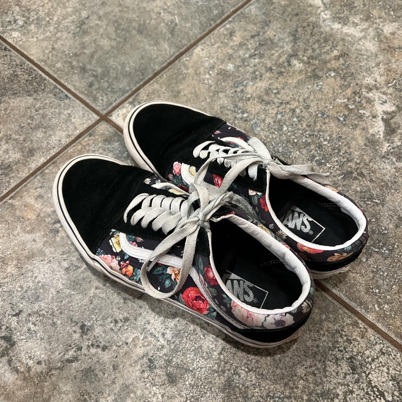 Vans flower print on sale shoes