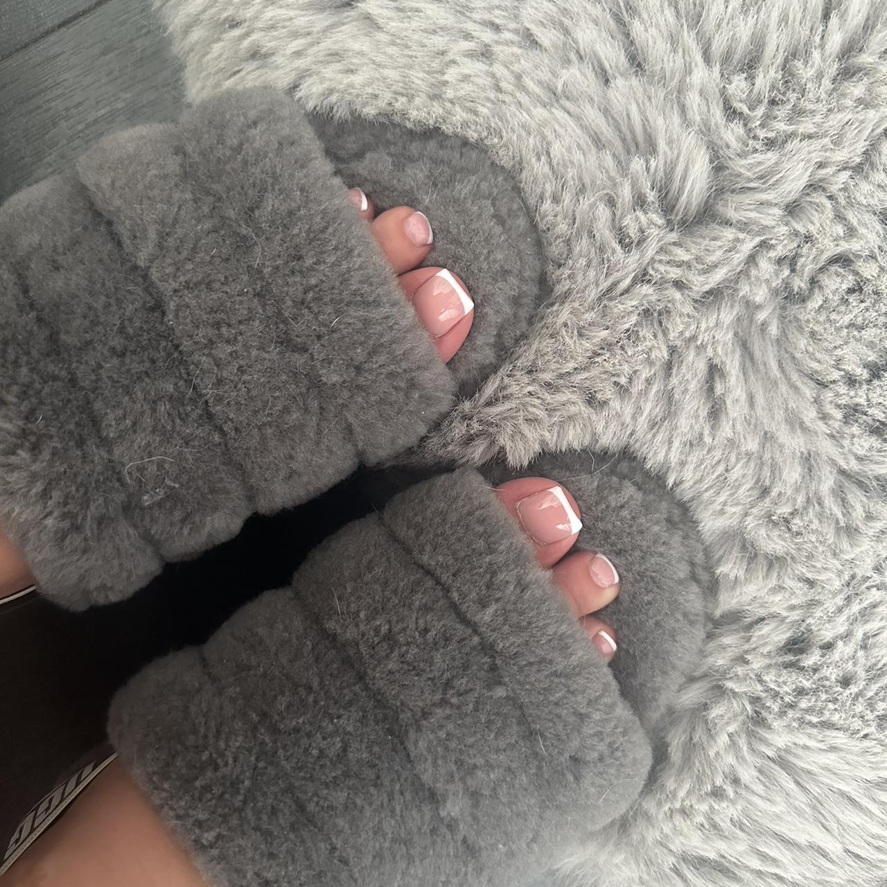 mens grey ugg slippers