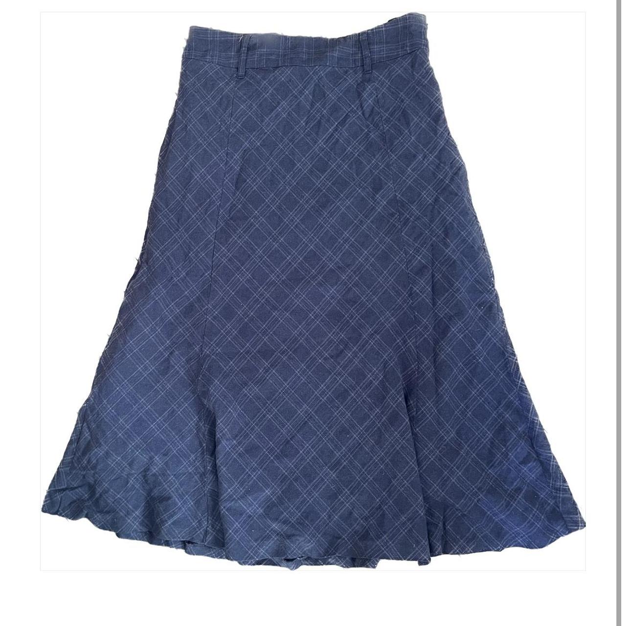 long grey medium plaid skirt, would best fit m-l - Depop
