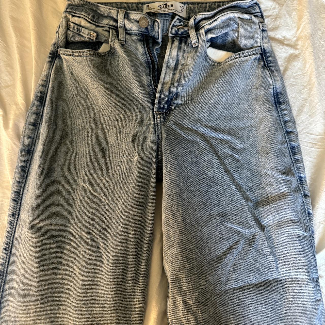 Hollister Curvy Ultra High-Rise Vintage Straight... - Depop