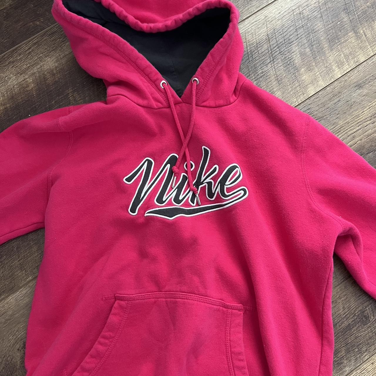 mens pink nike sweatshirt