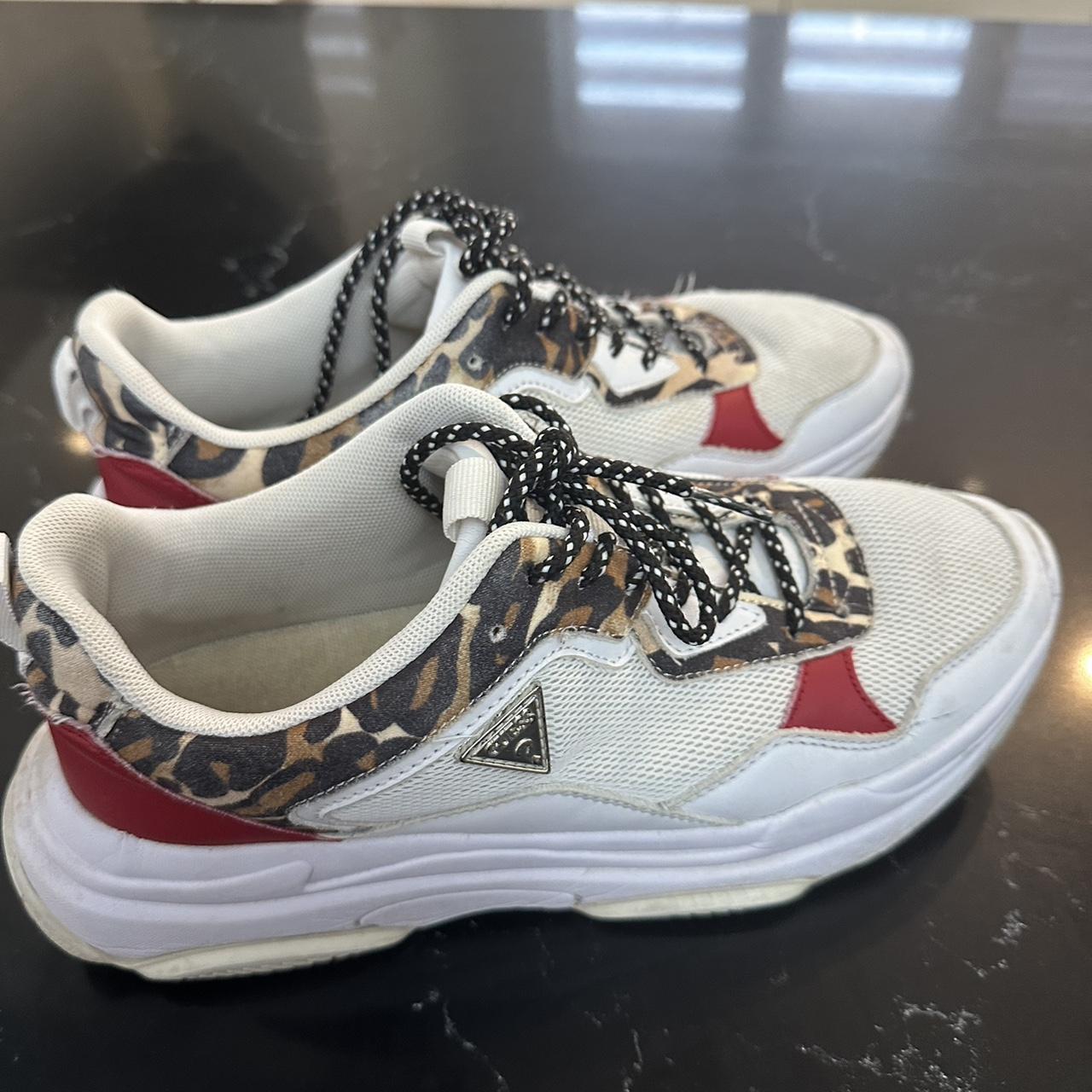 guess shoes trainers