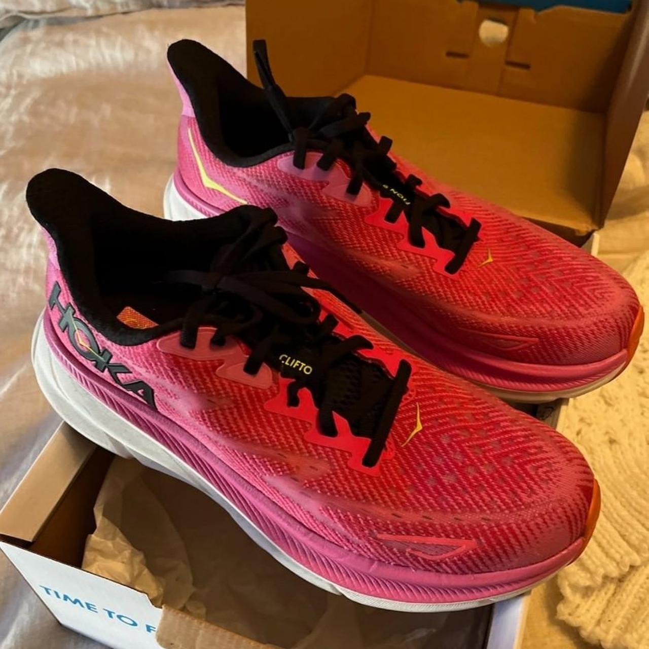 hoka one one pink