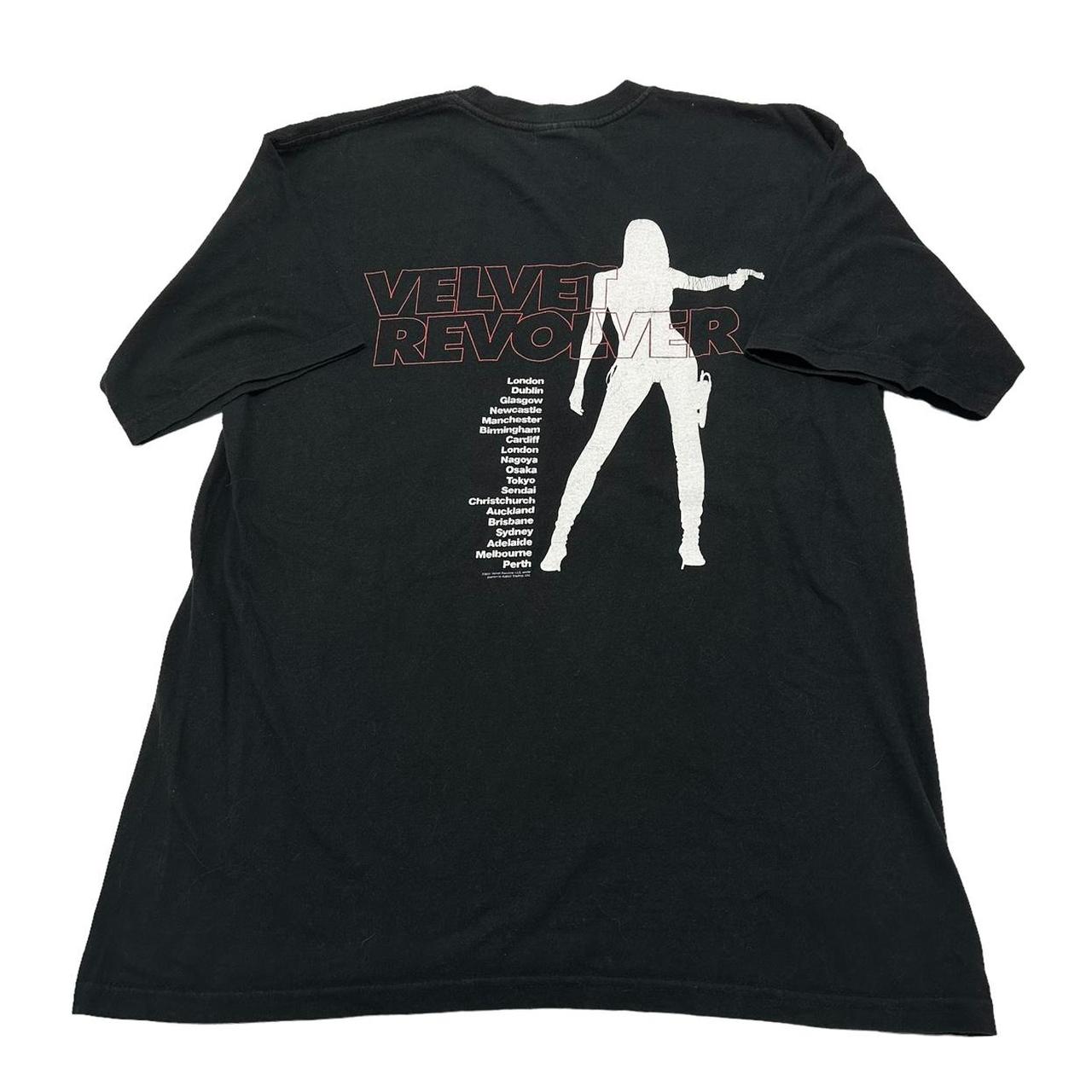 人気海外ブランドアイテム｜ファッション通販 VELVET REVOLVER Tour T Shirt 2004 Band TEE Double | Depop ミュージシャン