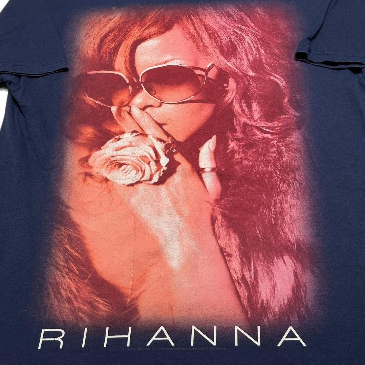 RIHANNA TOUR T Shirt “Loud” 2011 Short Sleeve TEE | Depop